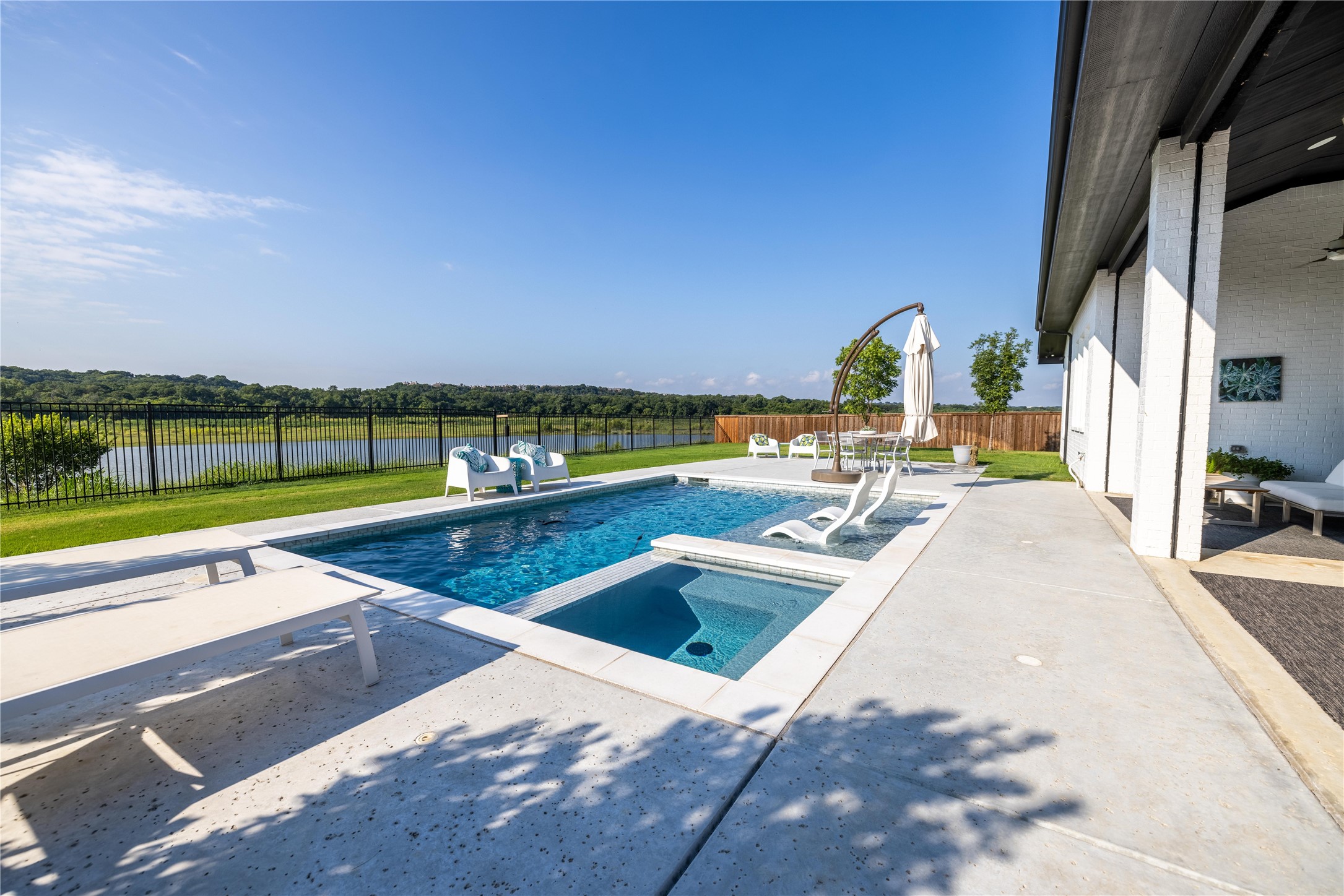 1418 Isle Cove Drive