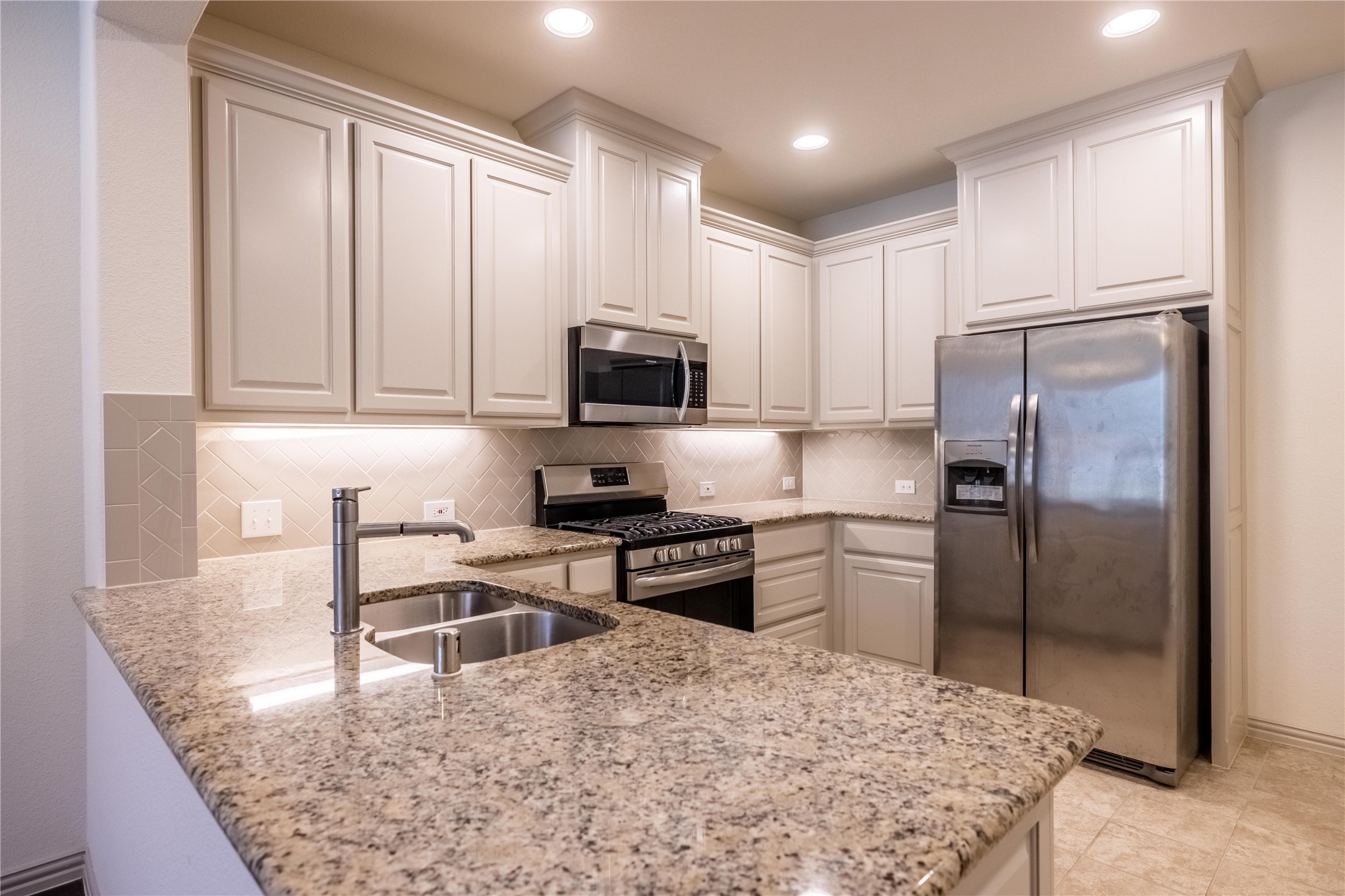 4250 Cascade Sky Drive