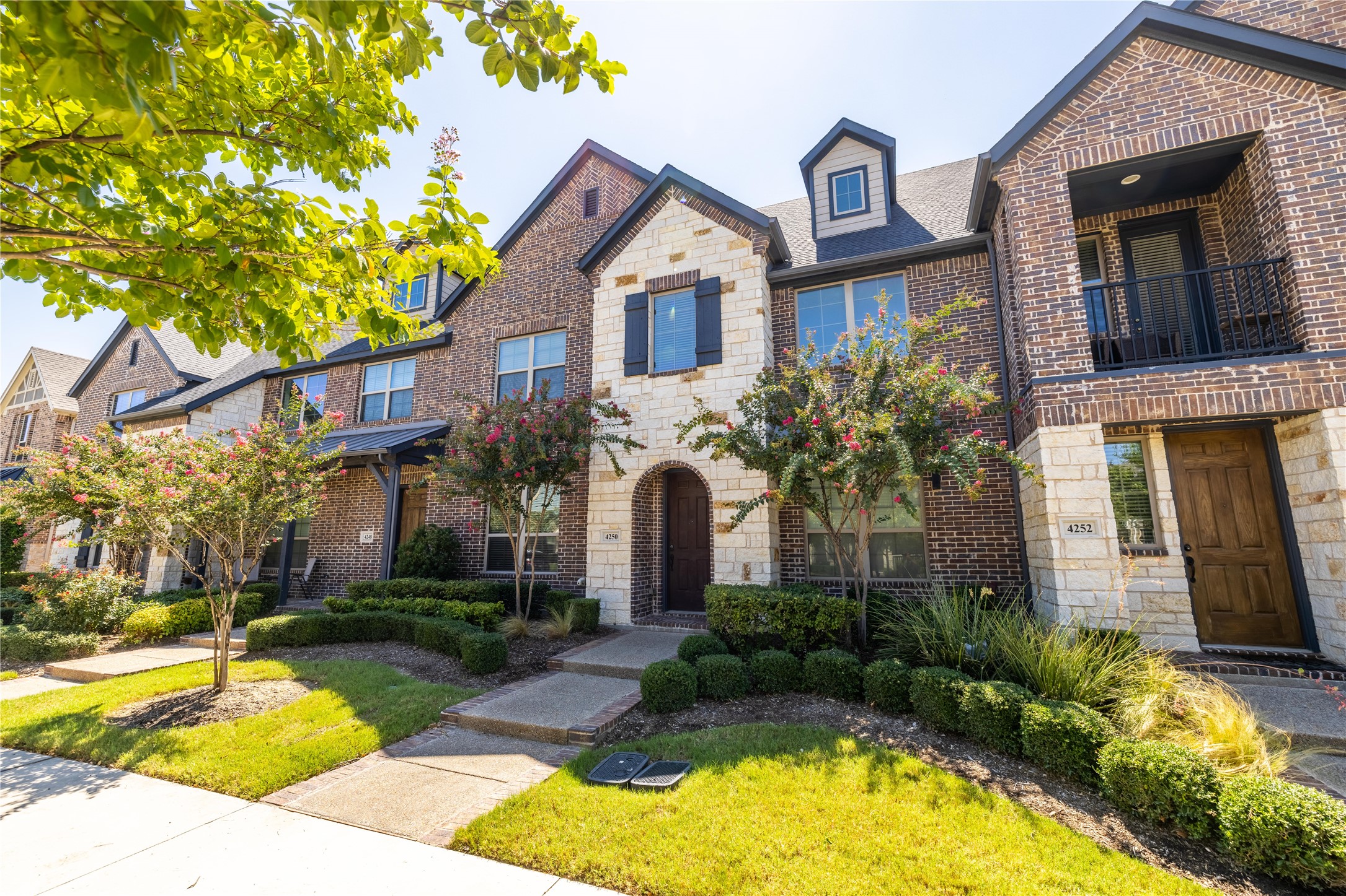 4250 Cascade Sky Drive
