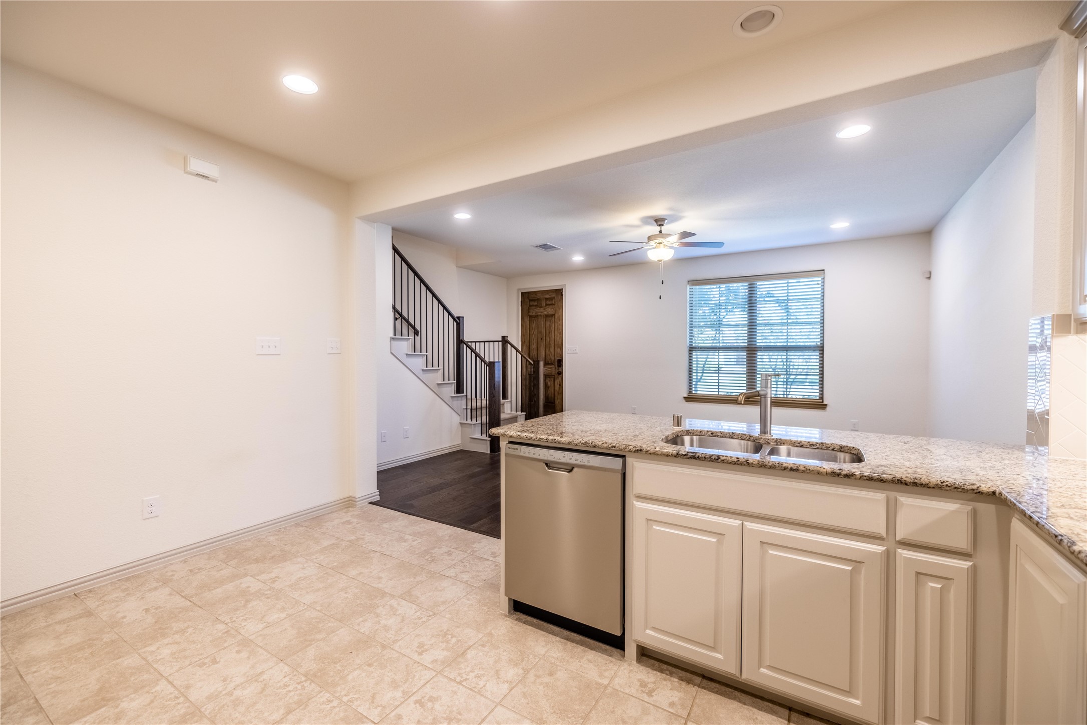 4250 Cascade Sky Drive
