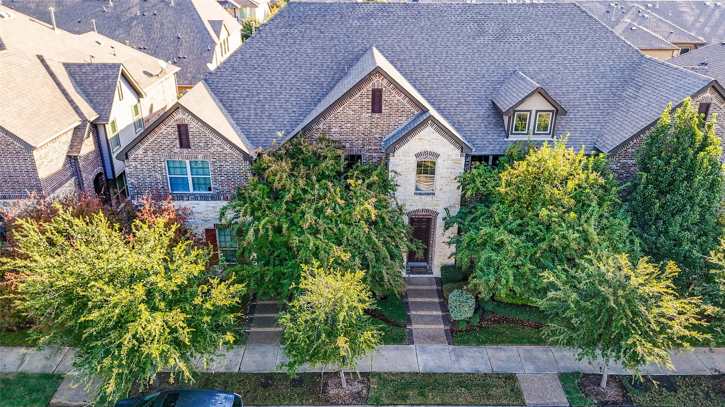 3815 Cascade Sky Drive