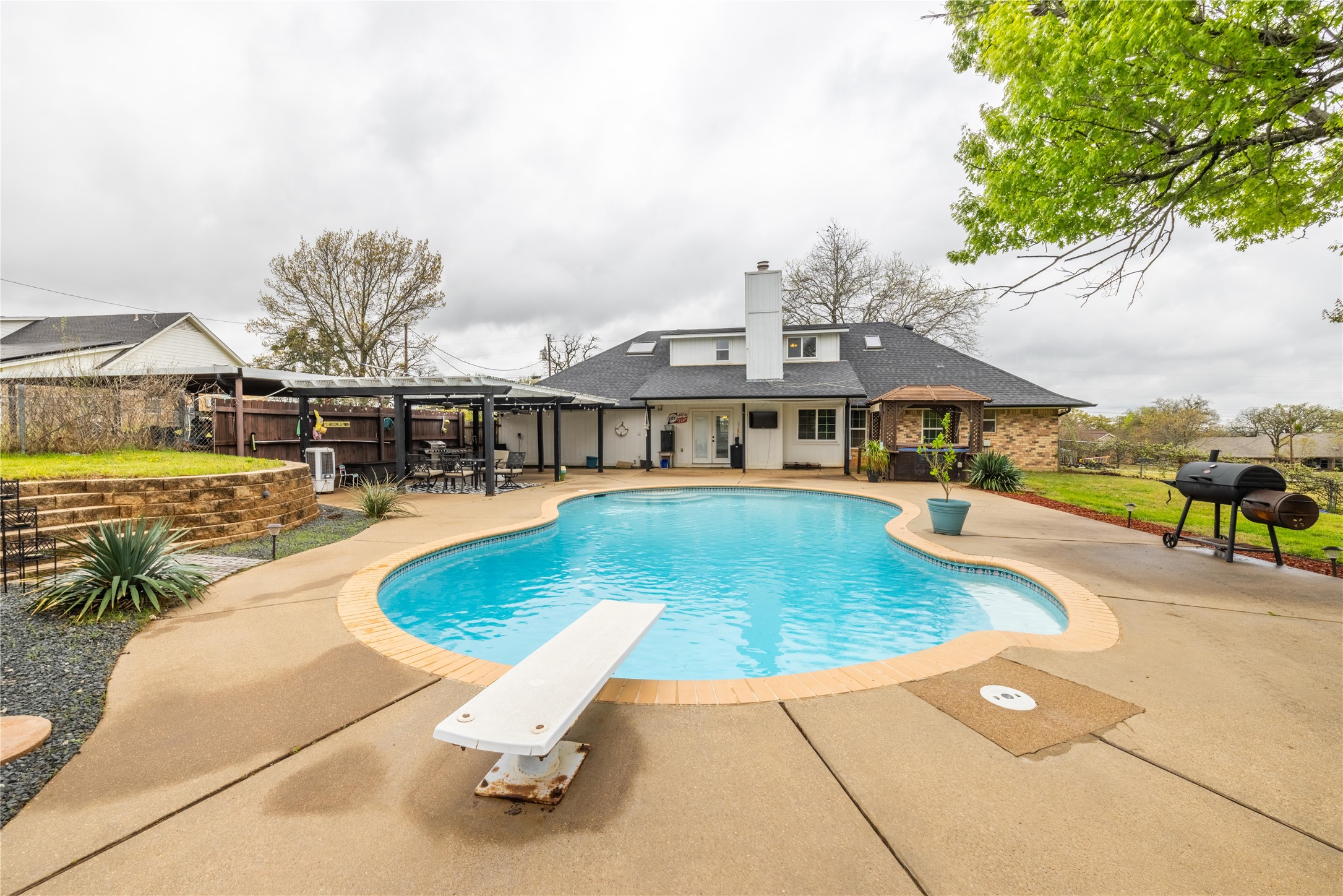 136 Towering Oaks Court