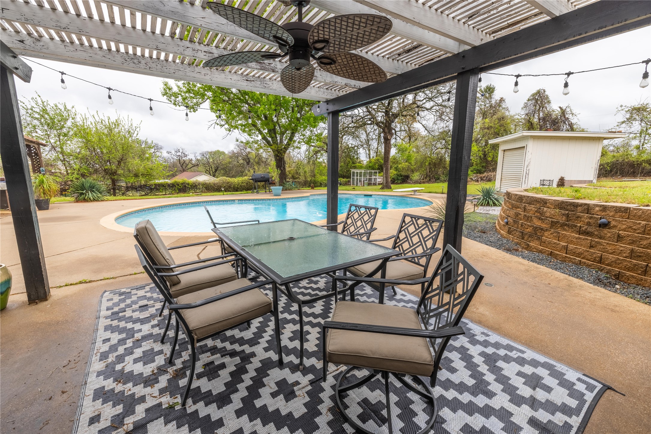 136 Towering Oaks Court