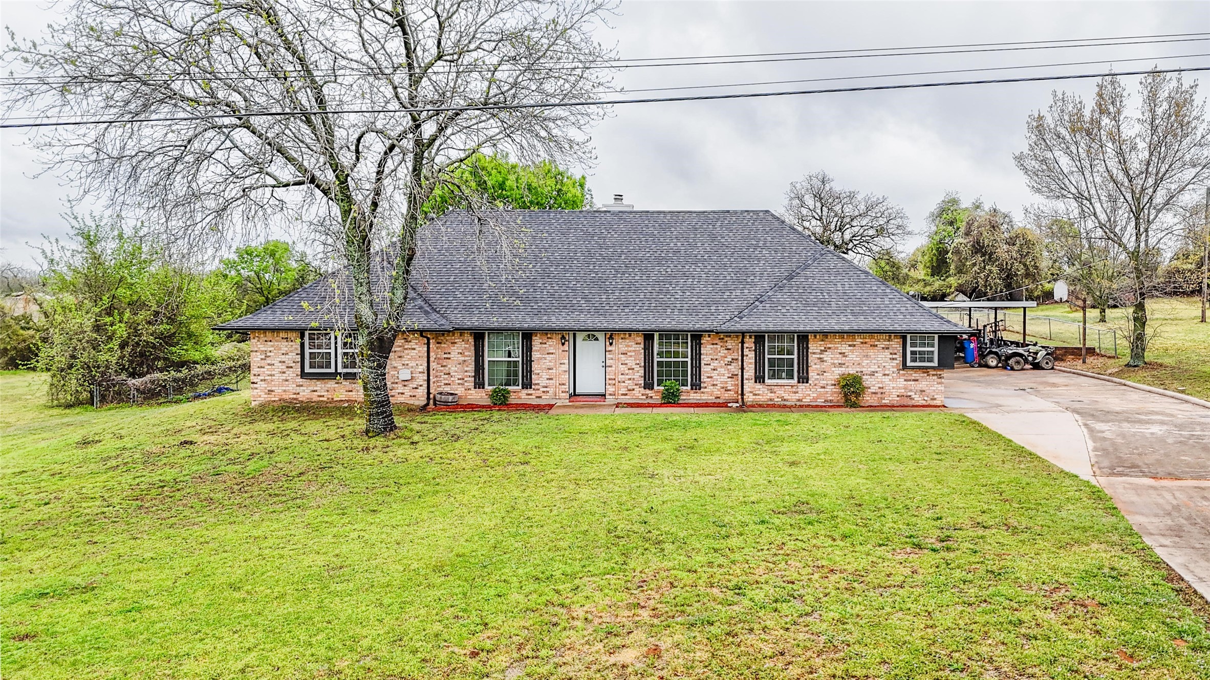136 Towering Oaks Court