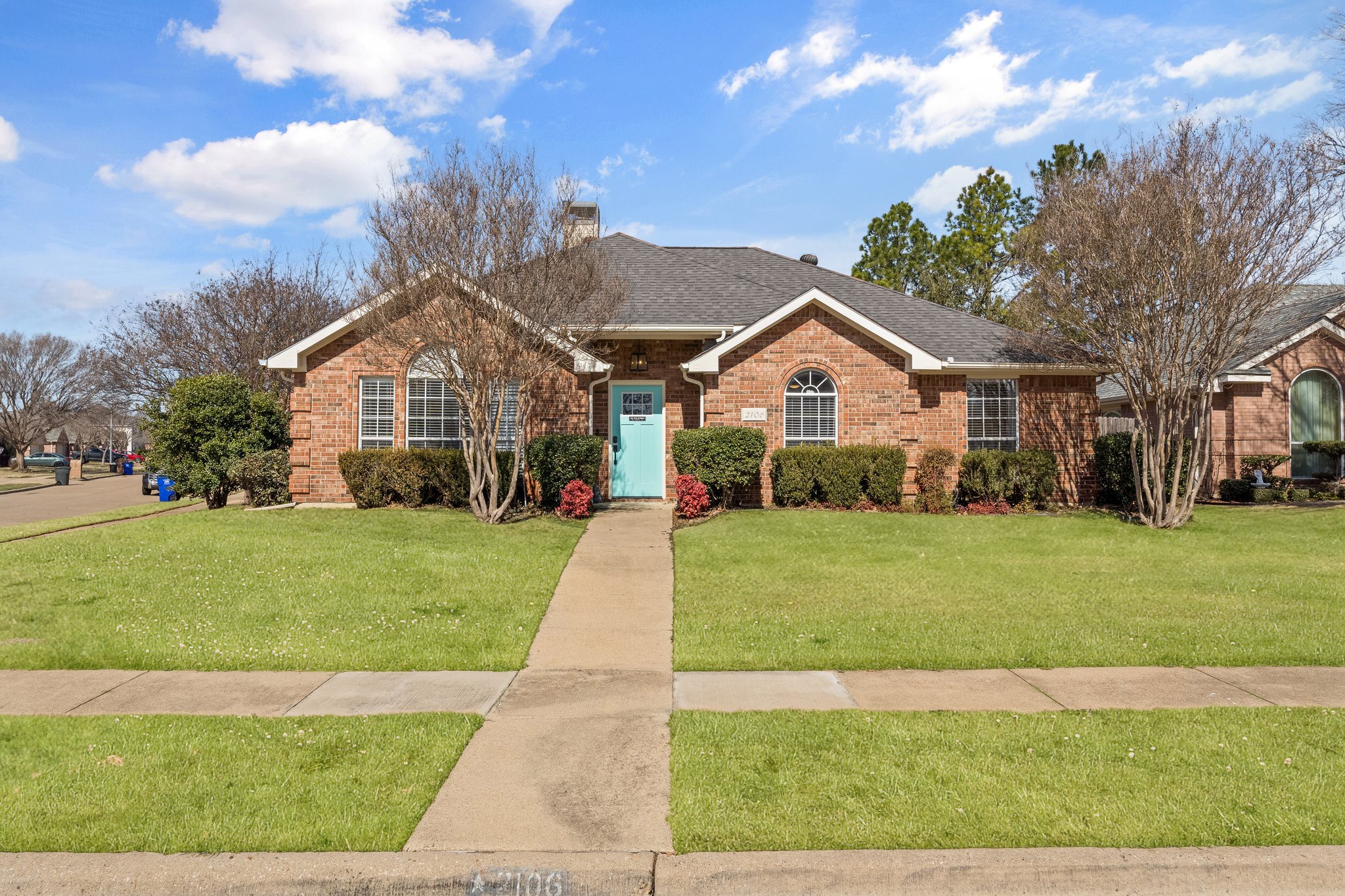 2106 Savannah Drive