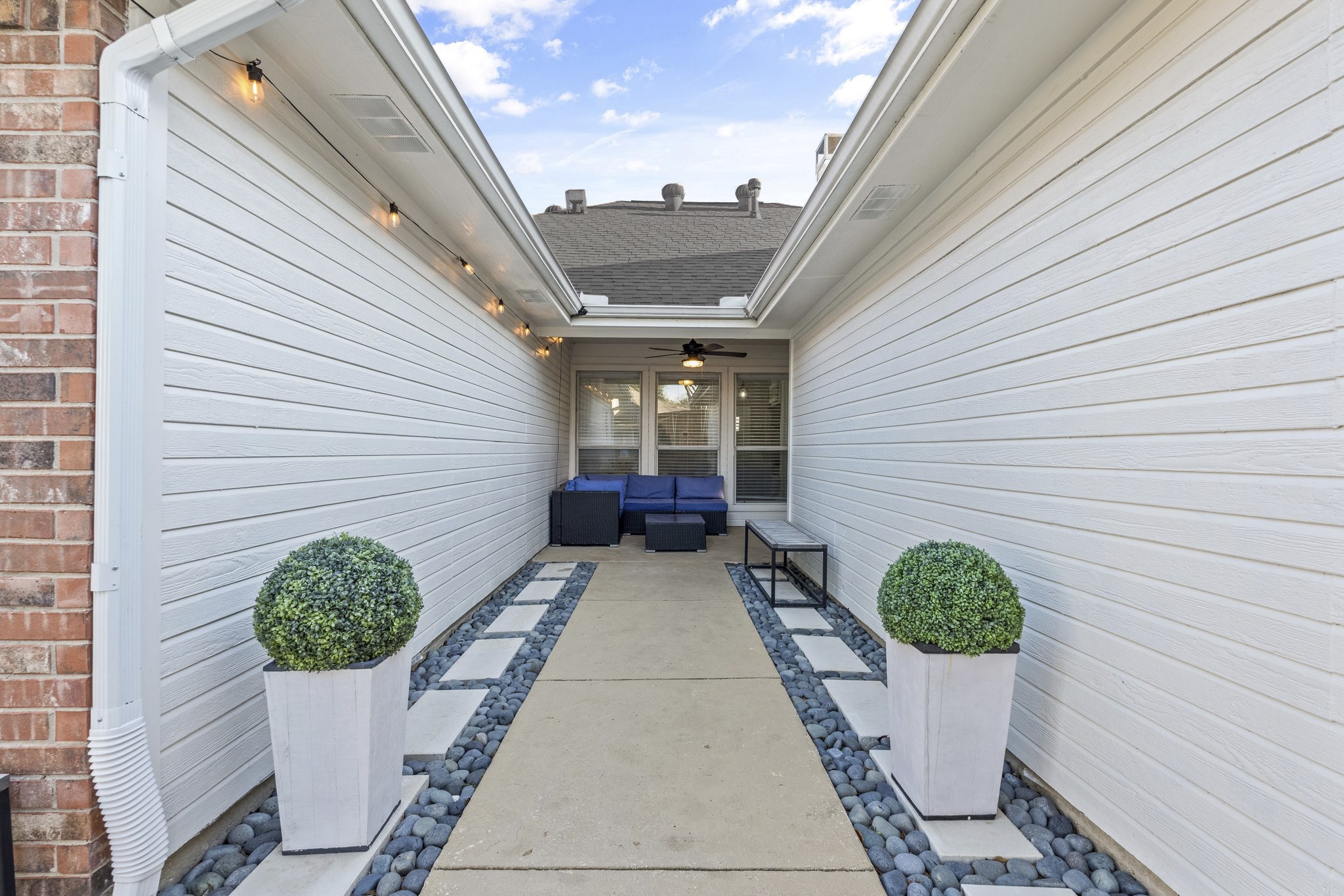 2106 Savannah Drive