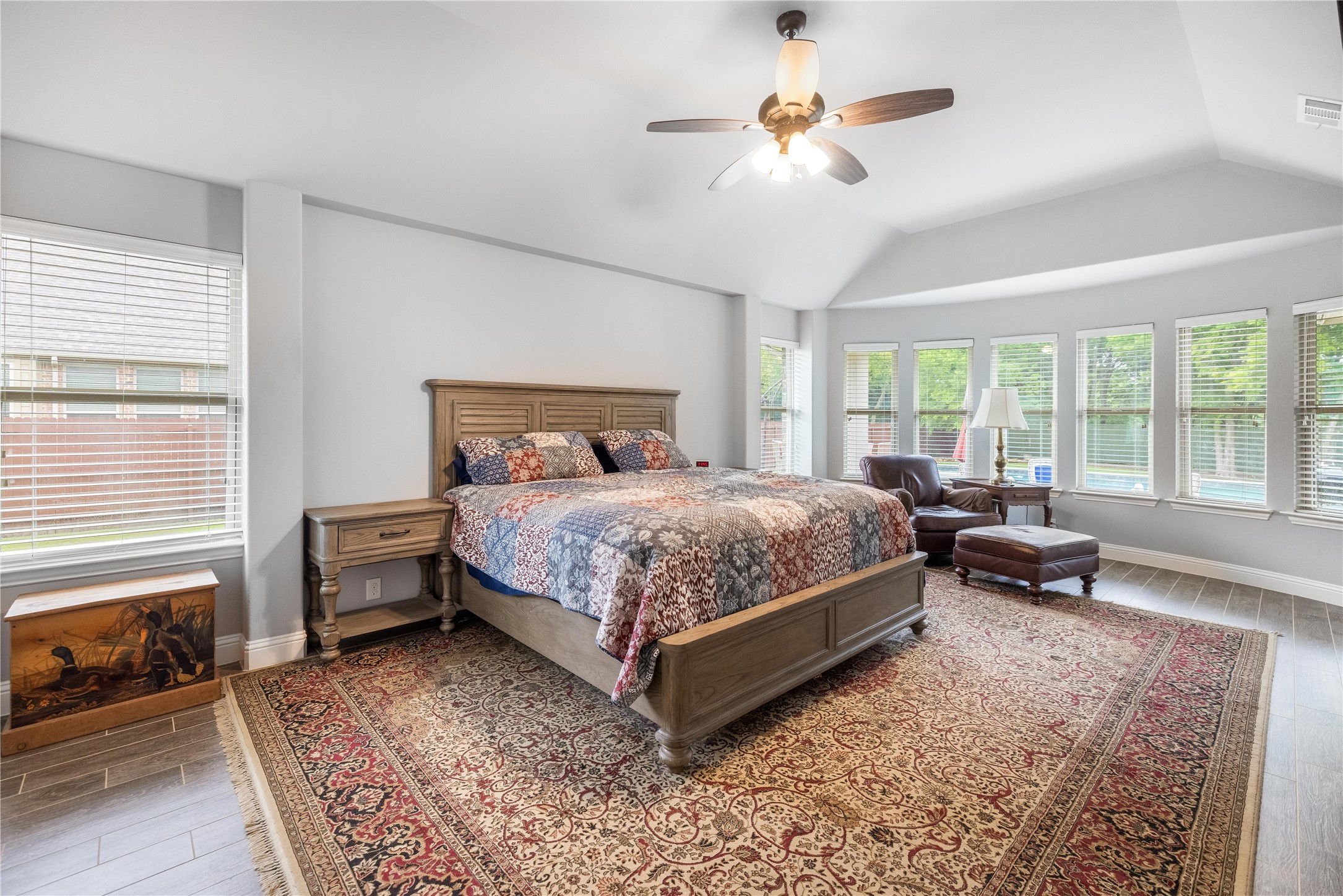 4037 Knightsbridge Lane