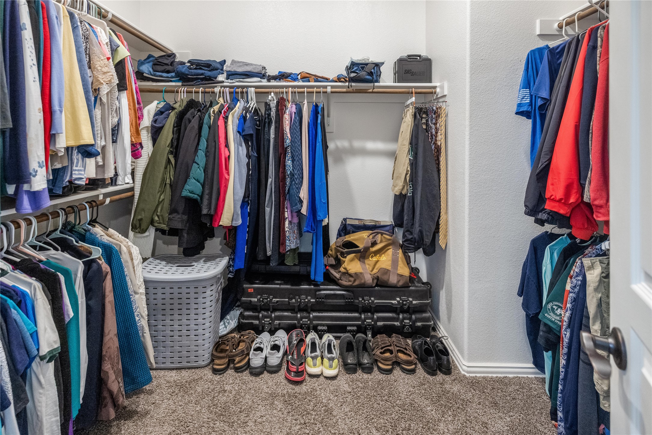 4037 Knightsbridge Lane