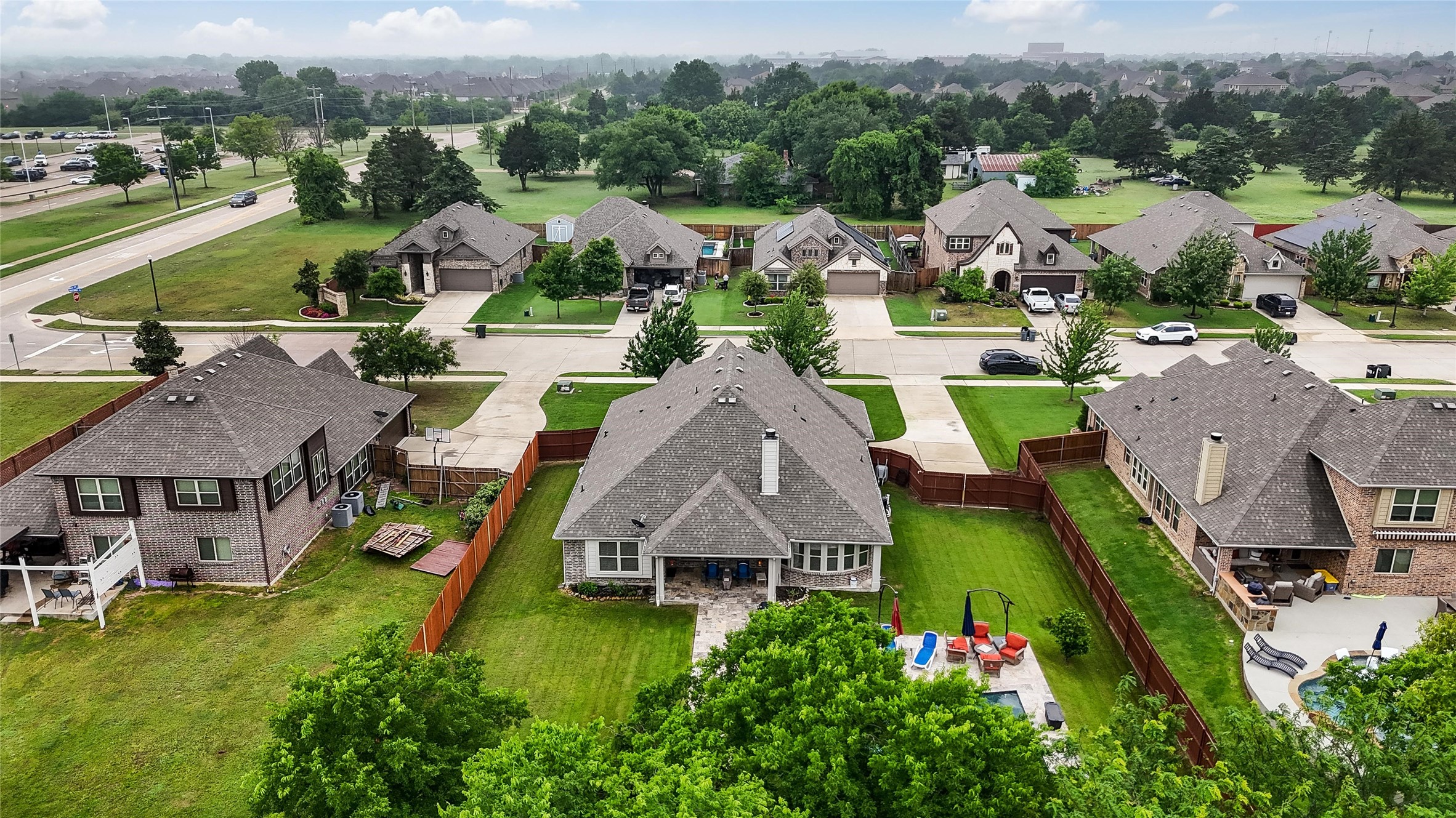 4037 Knightsbridge Lane