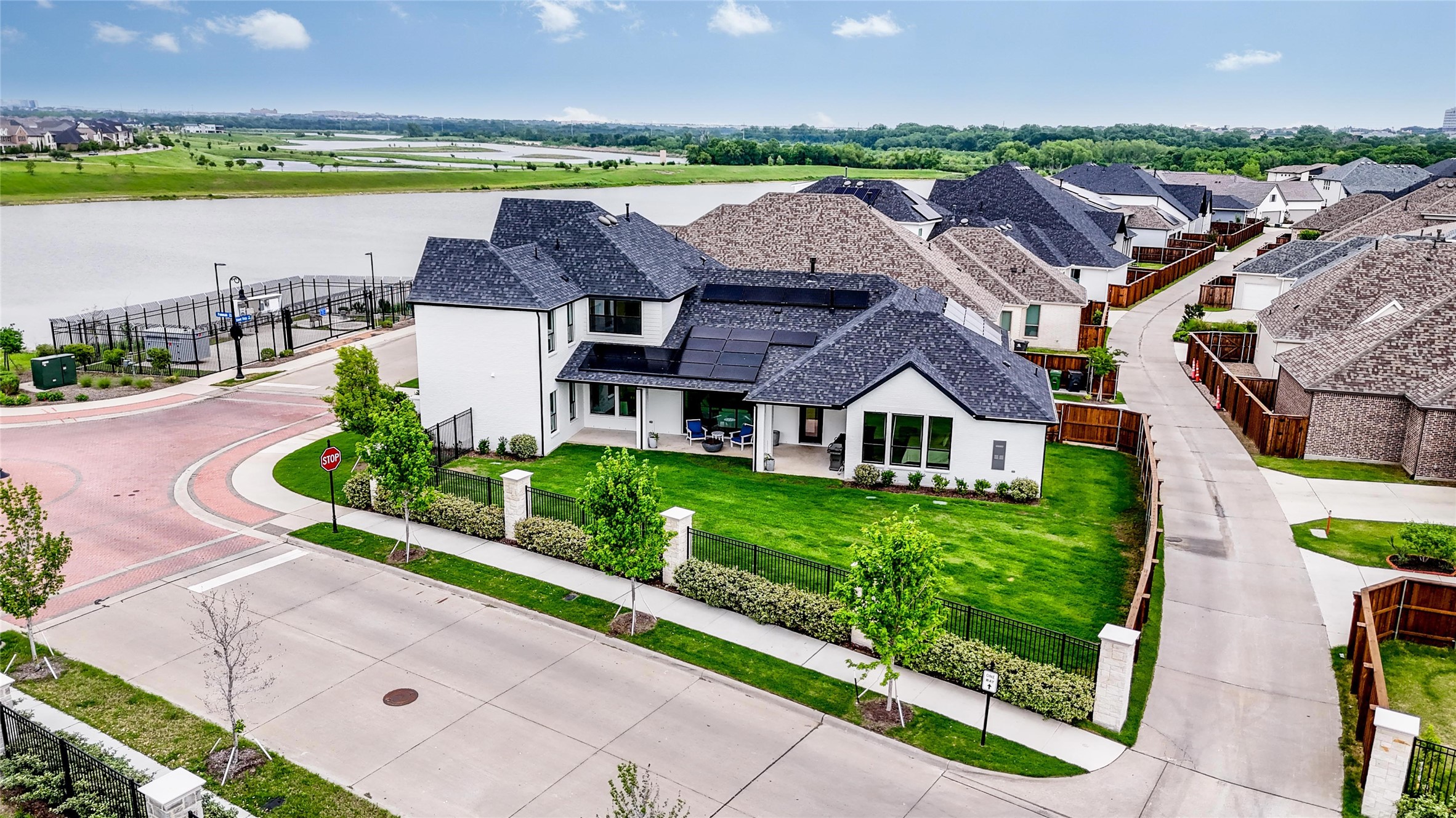 1400 Island Vista Drive