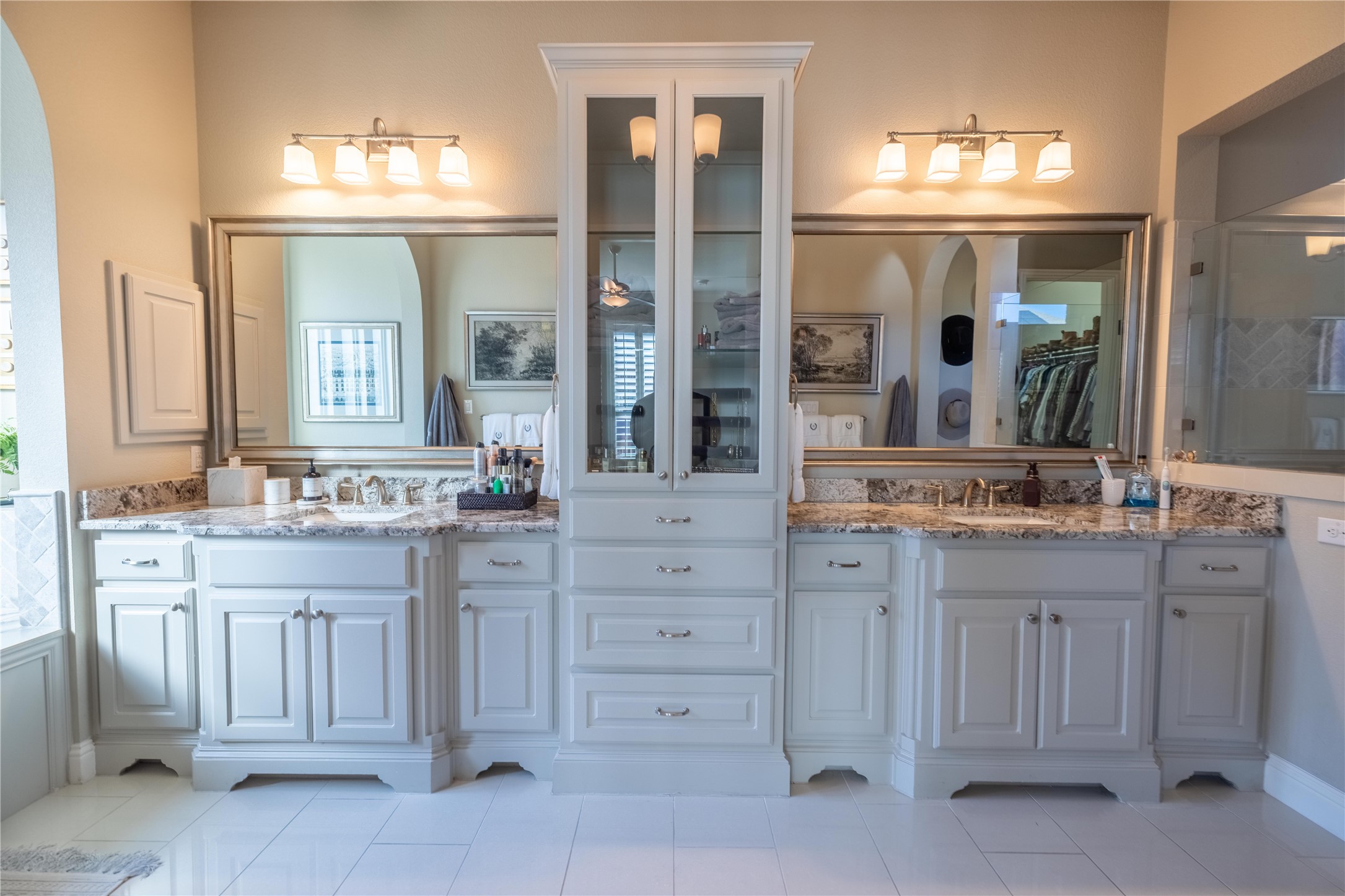 4207 Pearl Crescent Lane