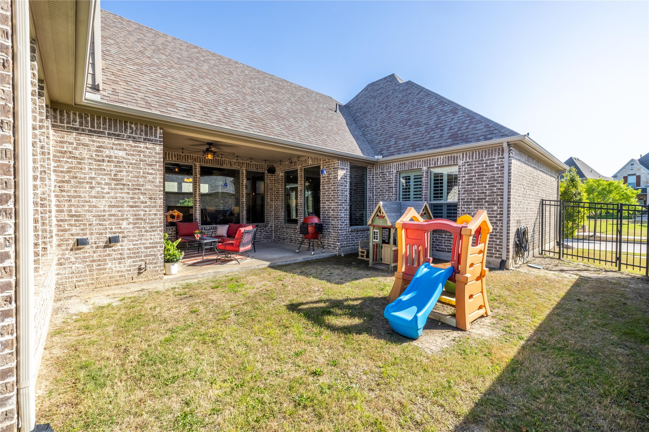 4207 Pearl Crescent Lane