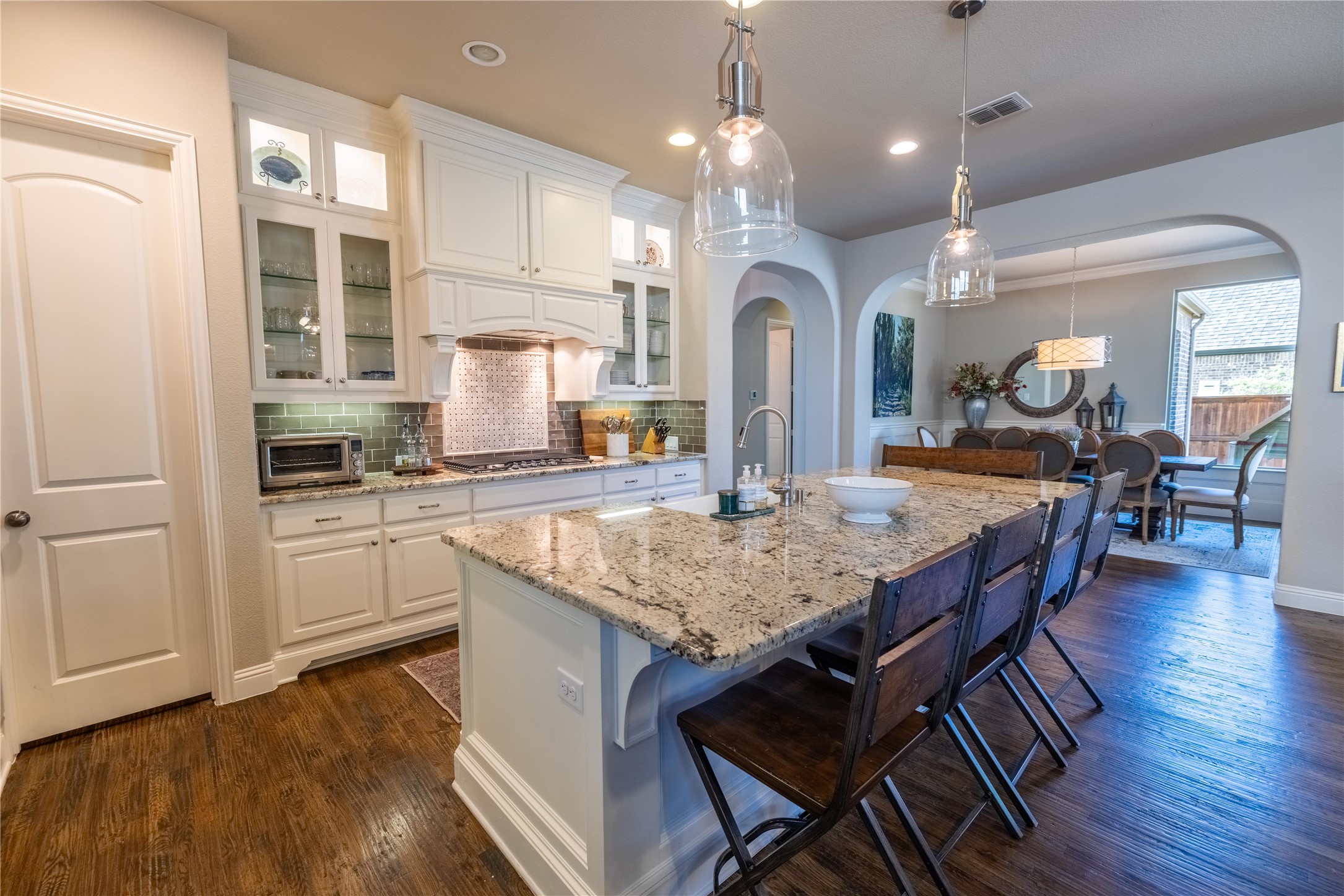 4207 Pearl Crescent Lane