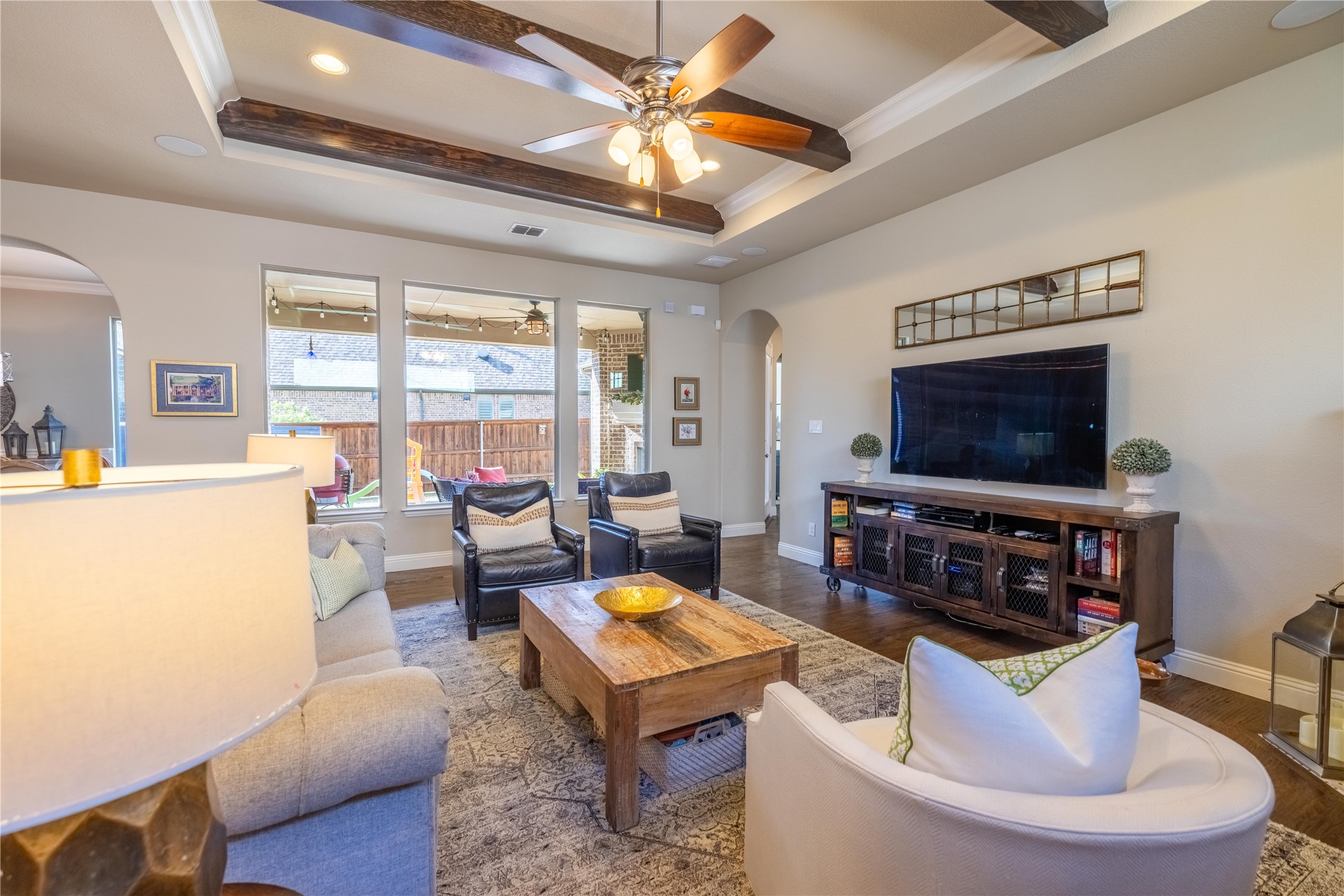 4207 Pearl Crescent Lane