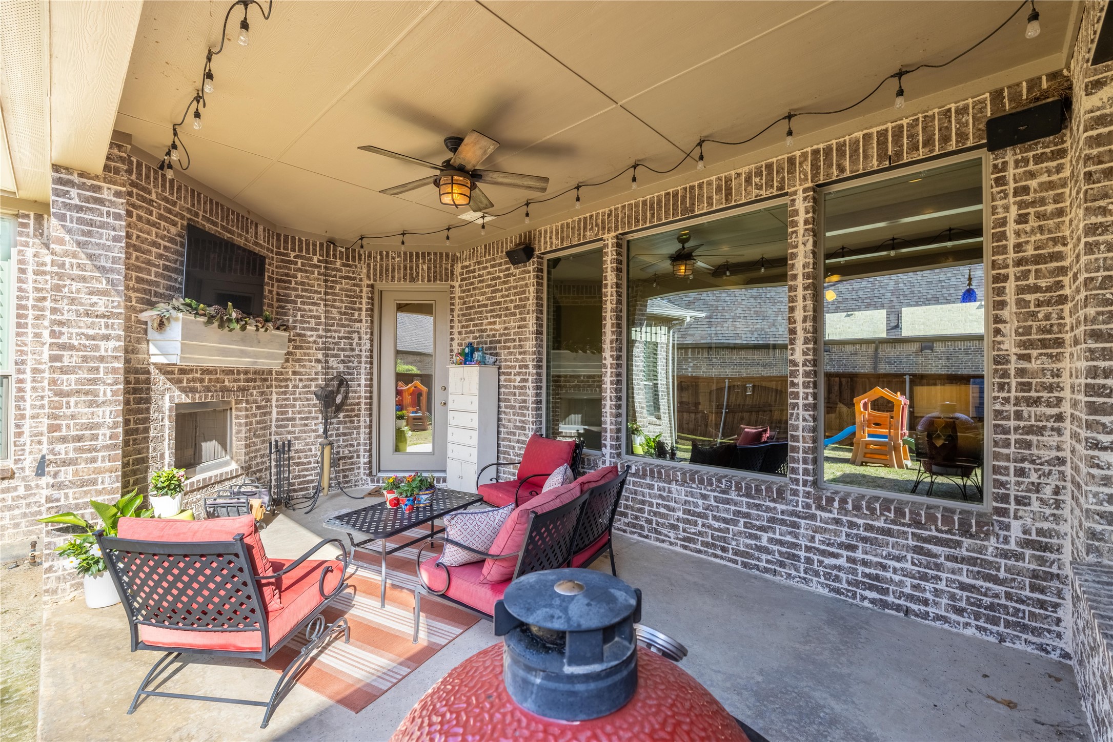 4207 Pearl Crescent Lane