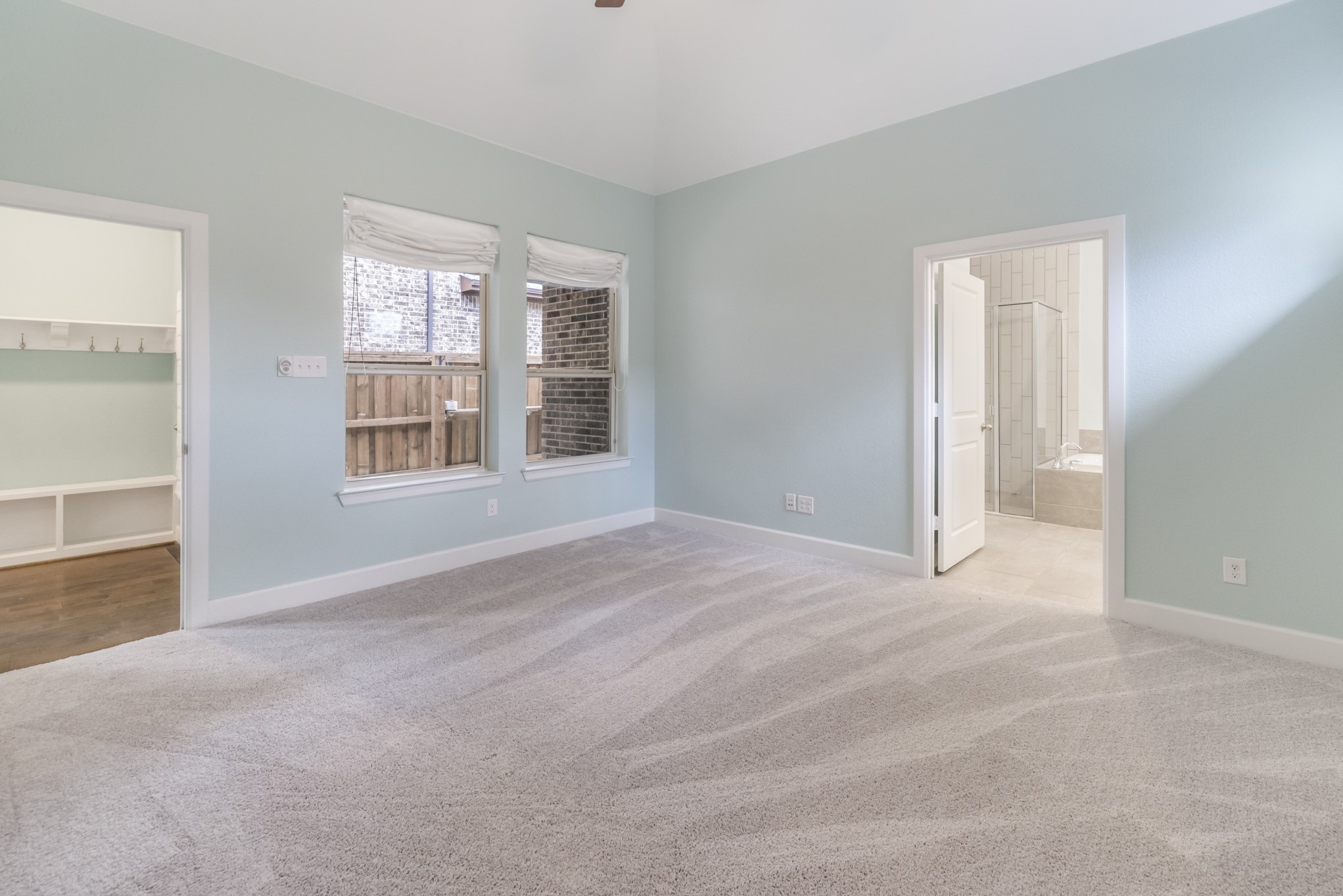 1420 White Squall Trail