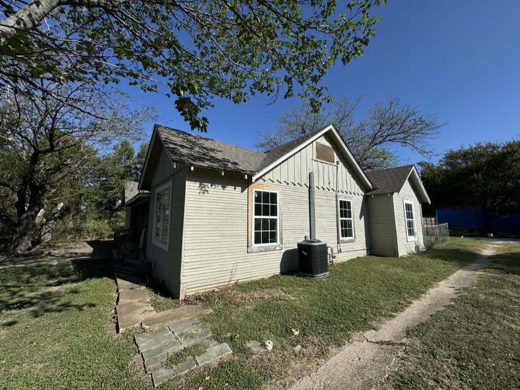 808 Mill Street