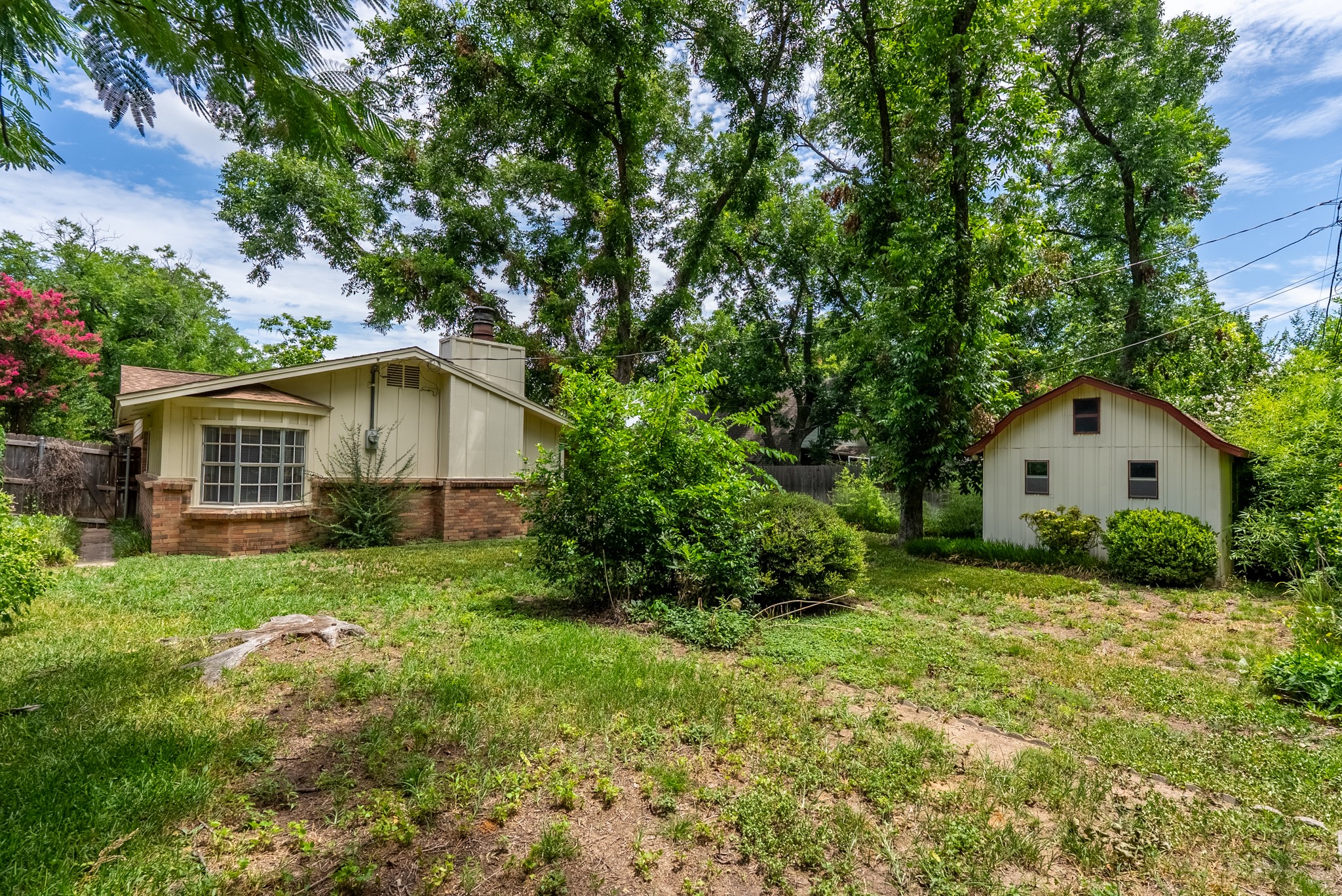 1712 Foster Drive