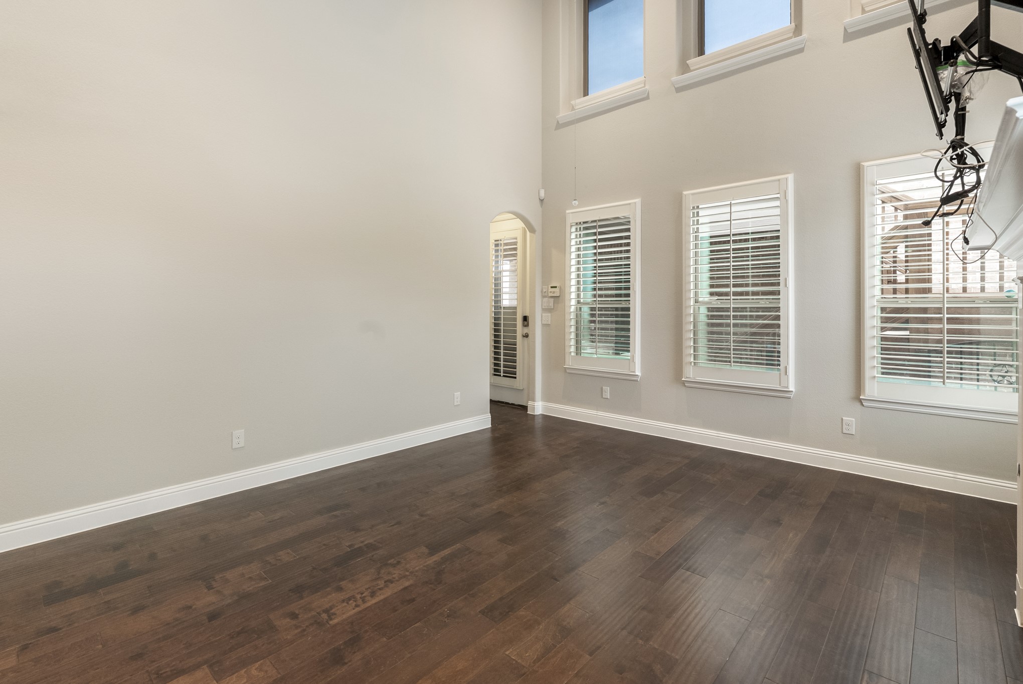 1110 Amber Rose Way