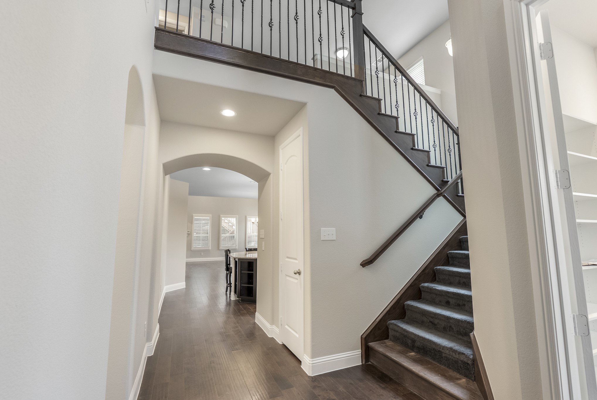 1110 Amber Rose Way