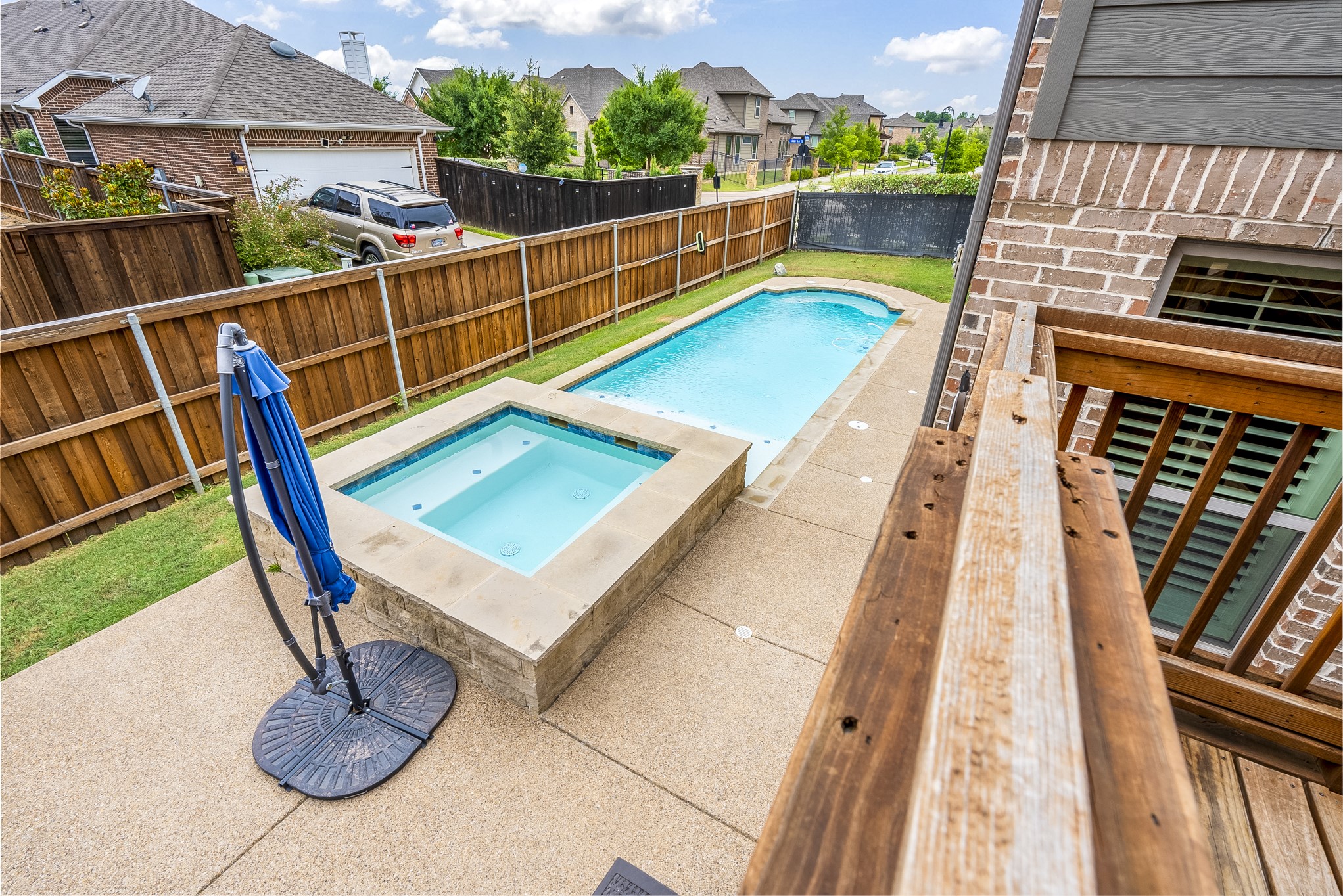 1110 Amber Rose Way