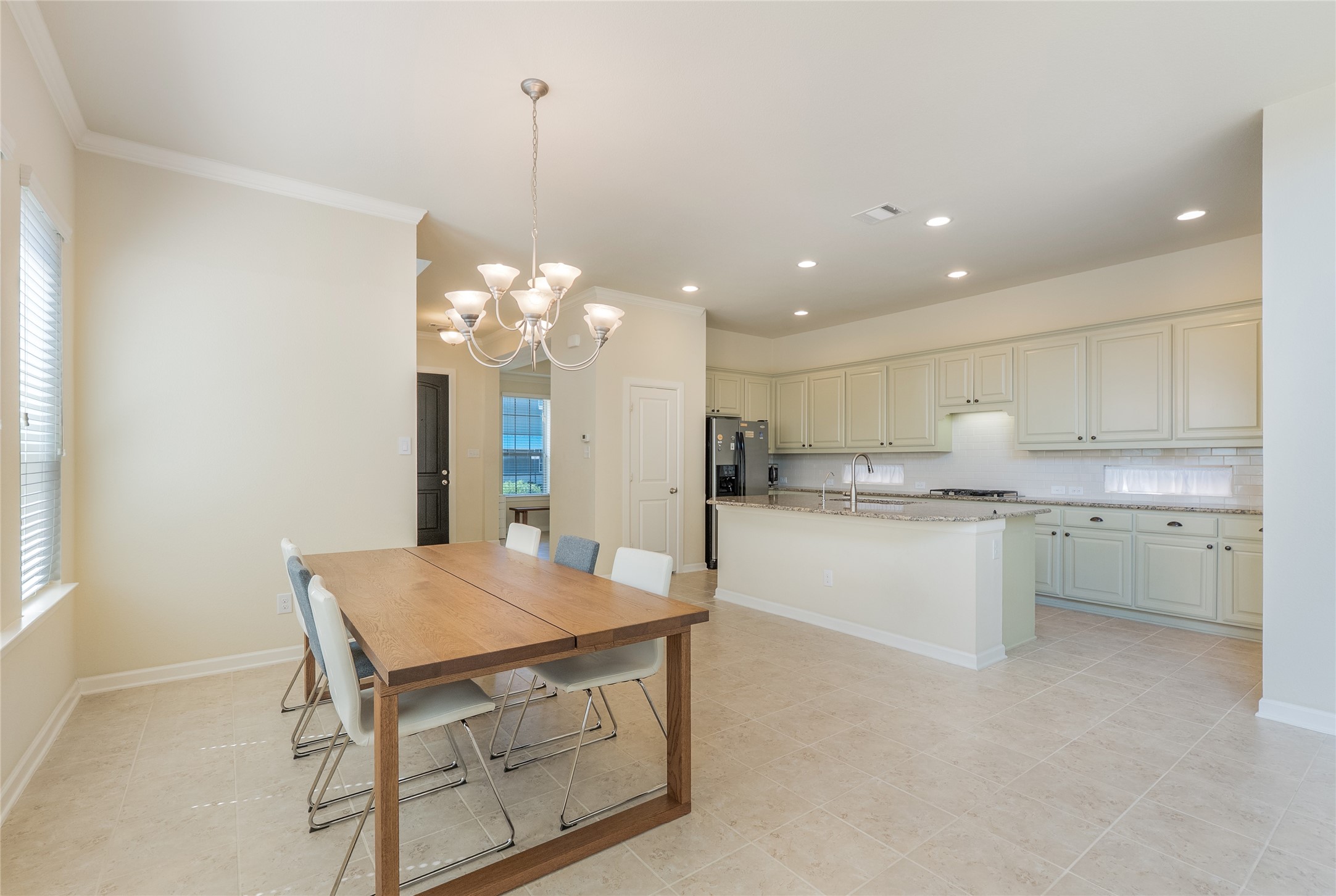 1009 Winter Fire Way