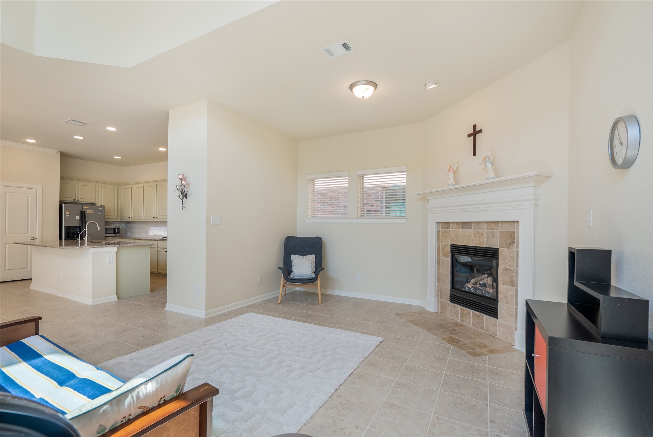 1009 Winter Fire Way