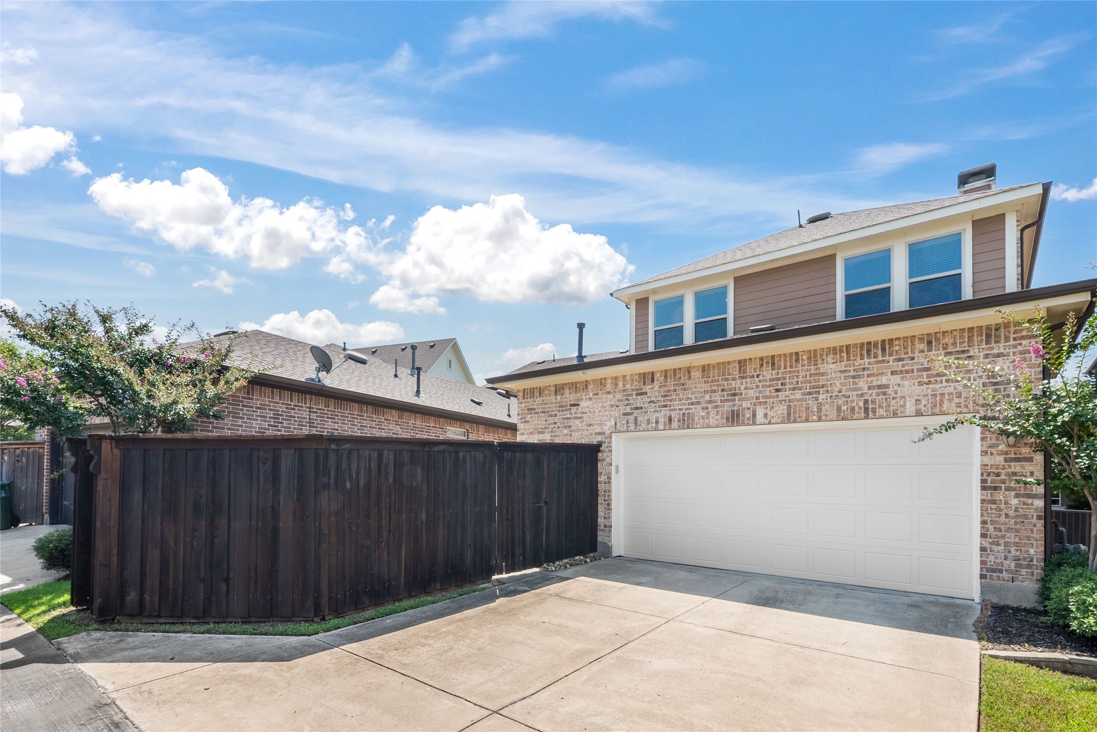 1009 Winter Fire Way