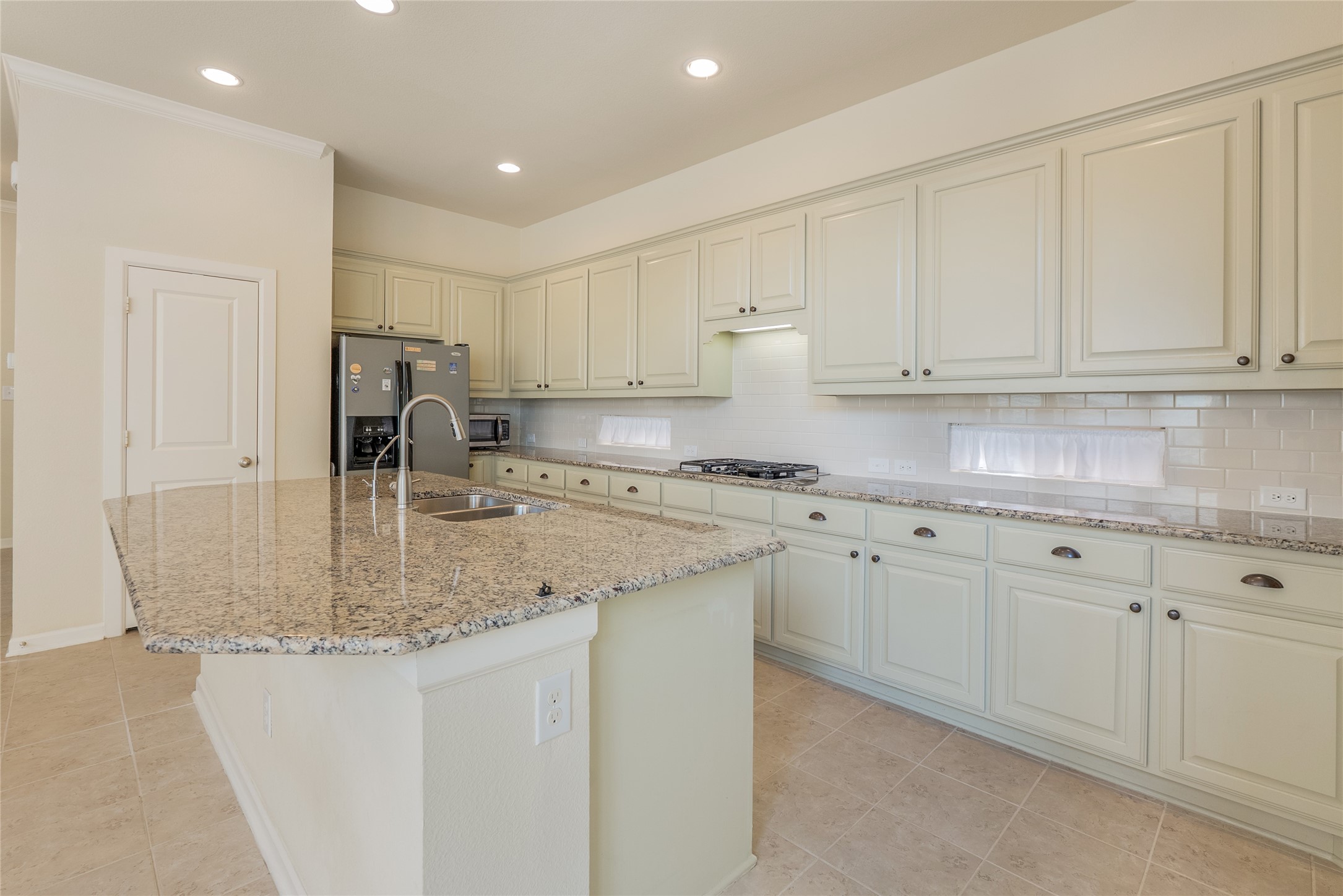 1009 Winter Fire Way