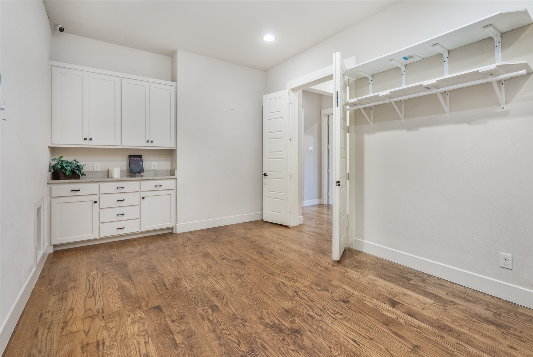 3809 Canton Jade Way