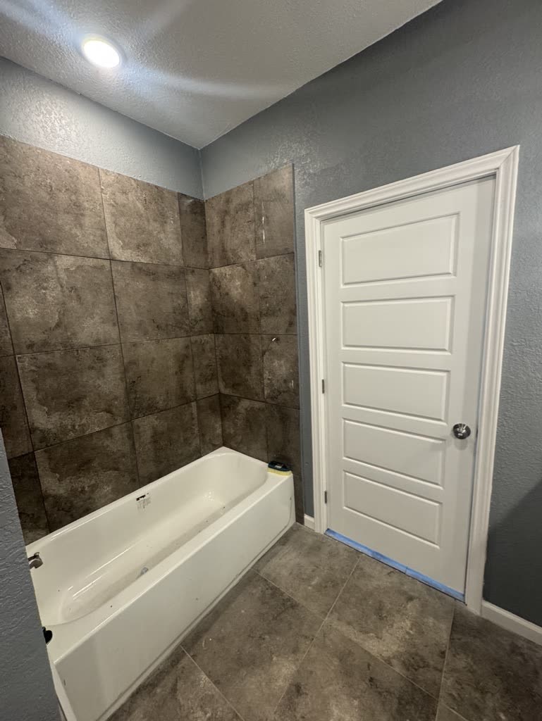 209 N Abbott Street B