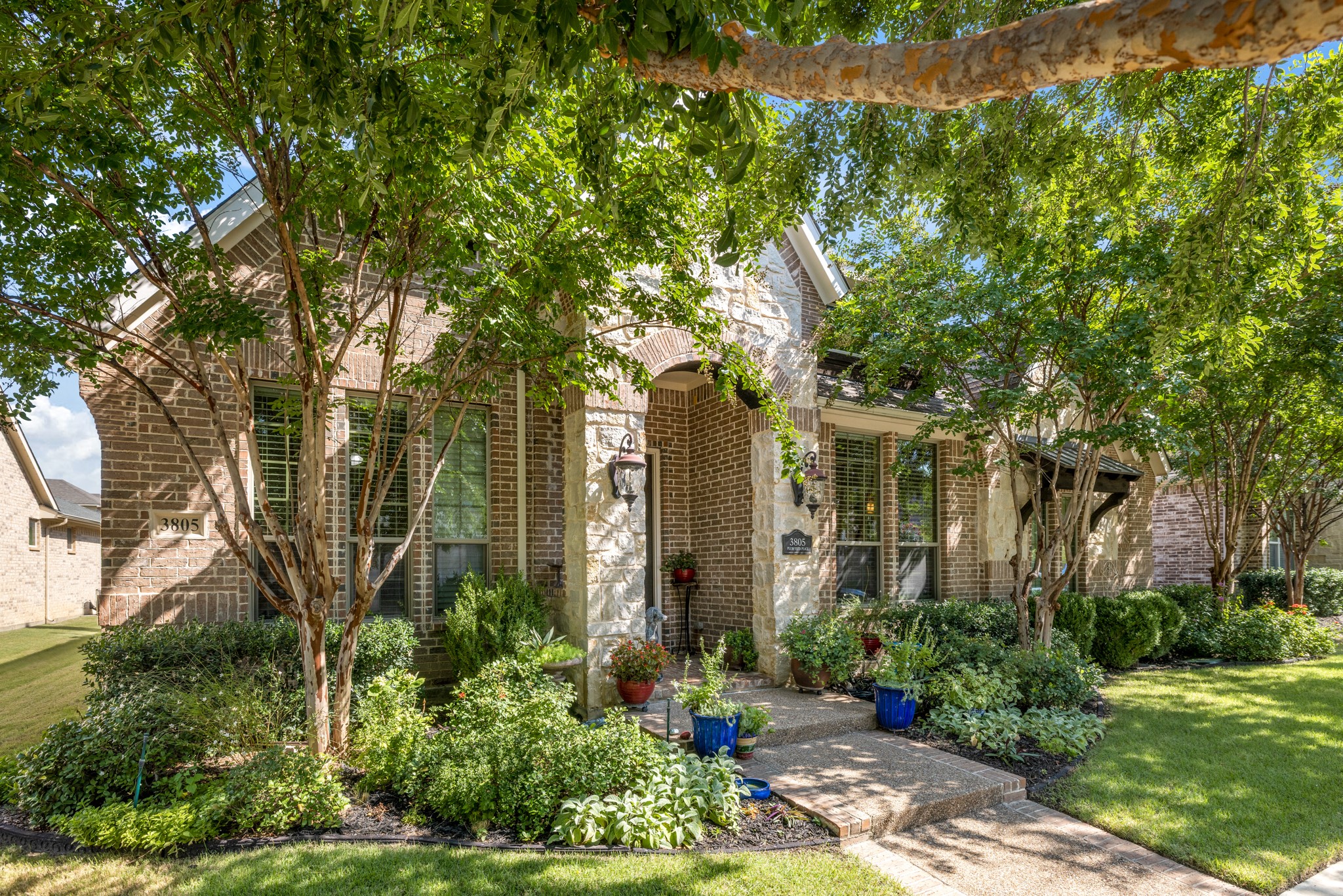 3805 Plum Vista Place