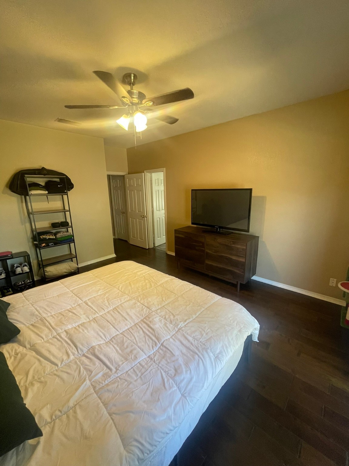 4903 Vaquero Drive