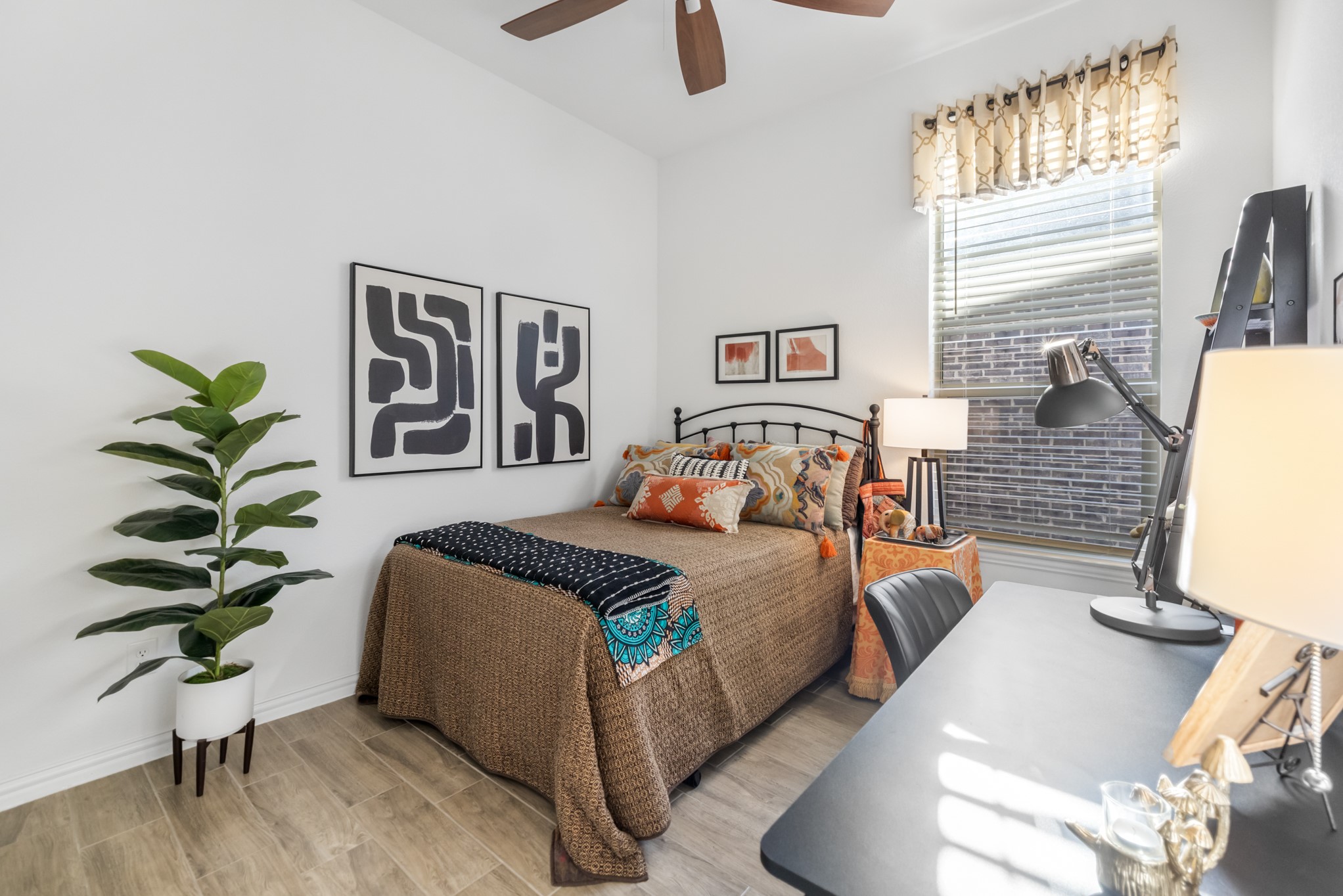 4745 Kings Garden Parkway