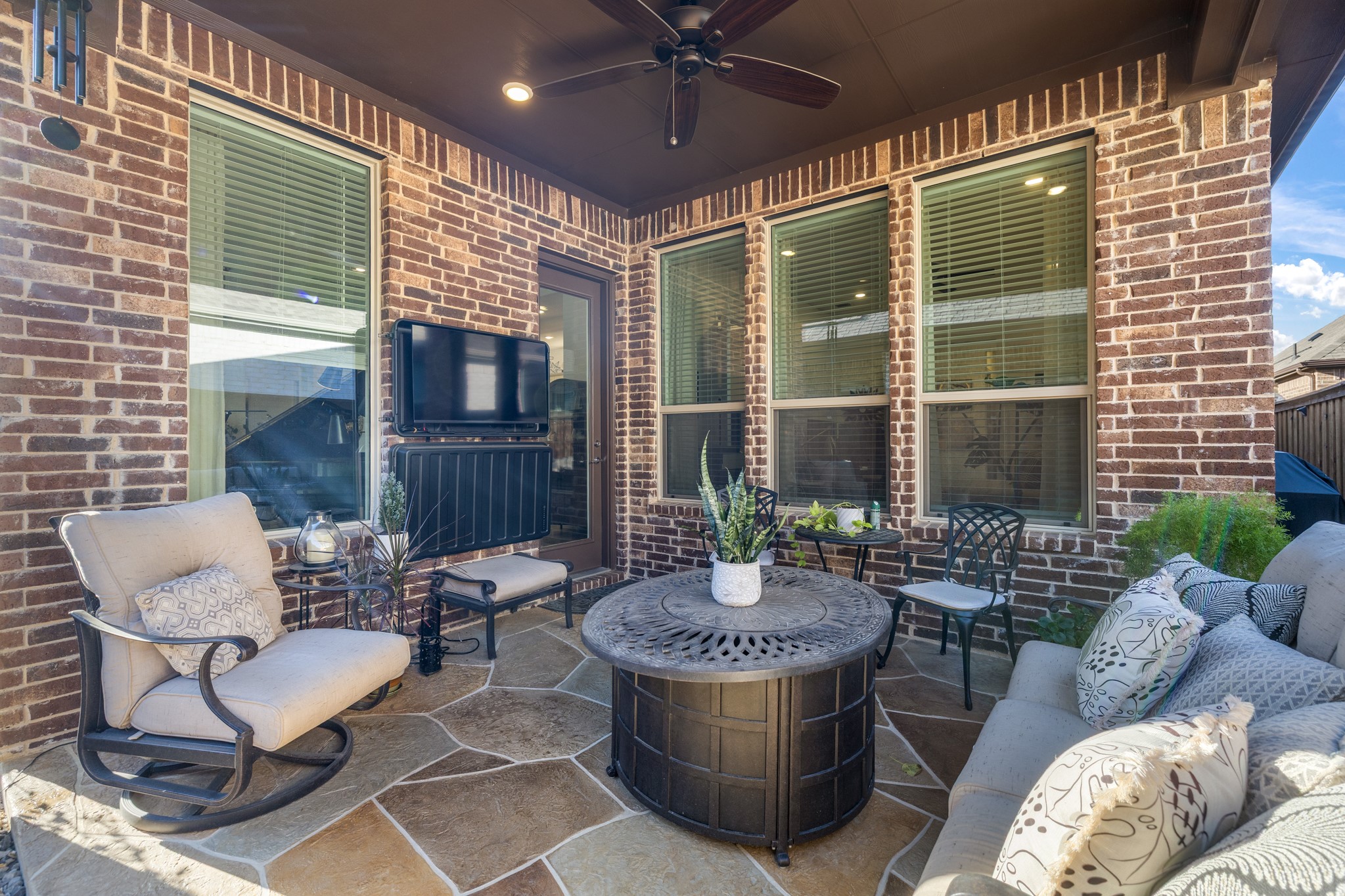 4745 Kings Garden Parkway