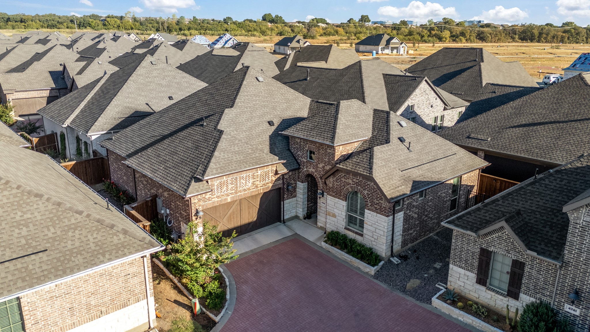 4745 Kings Garden Parkway