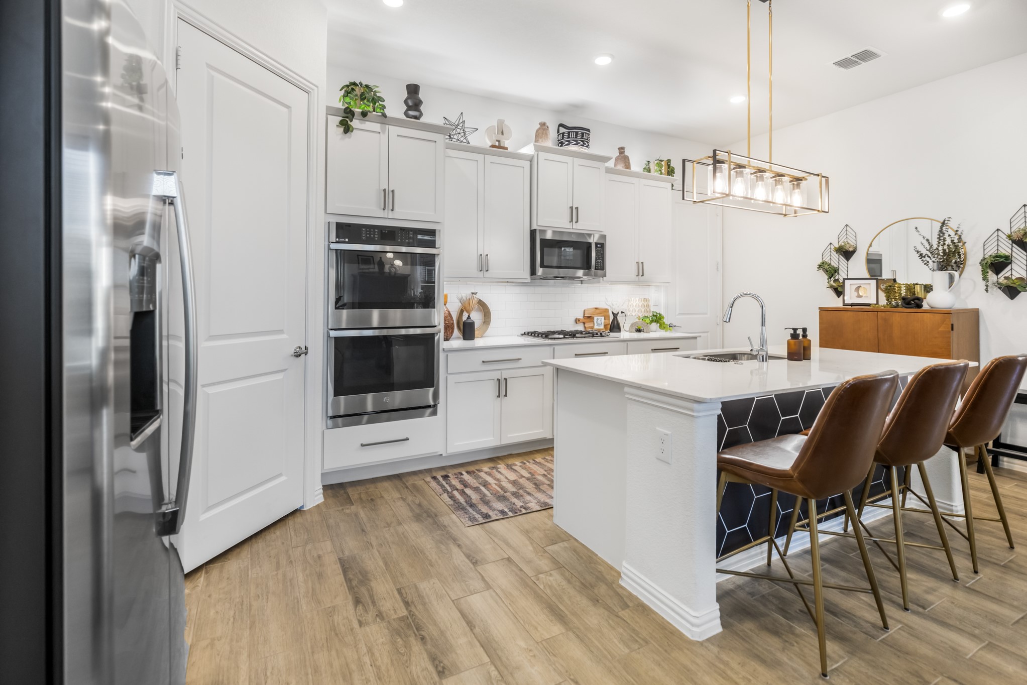 4745 Kings Garden Parkway