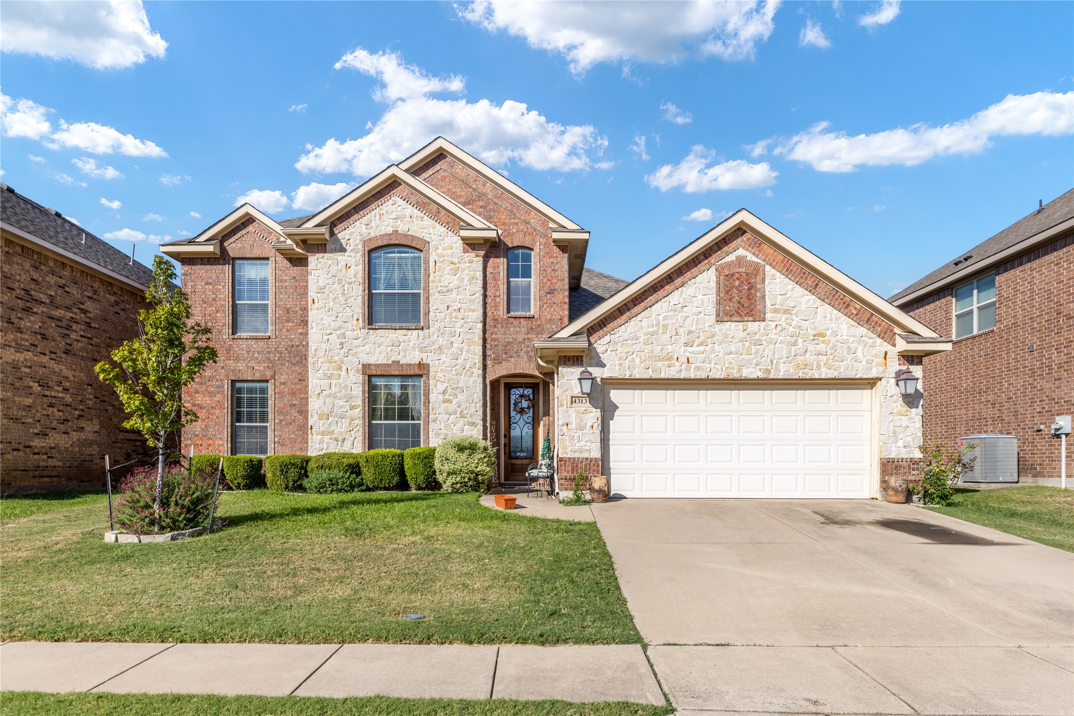 4313 Leeds Drive