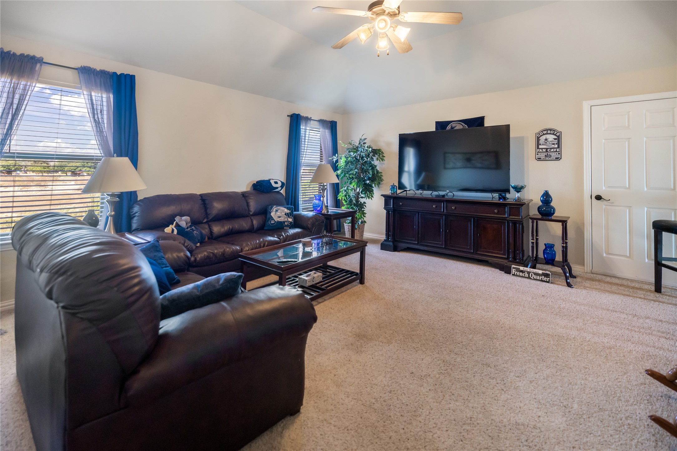 4313 Leeds Drive