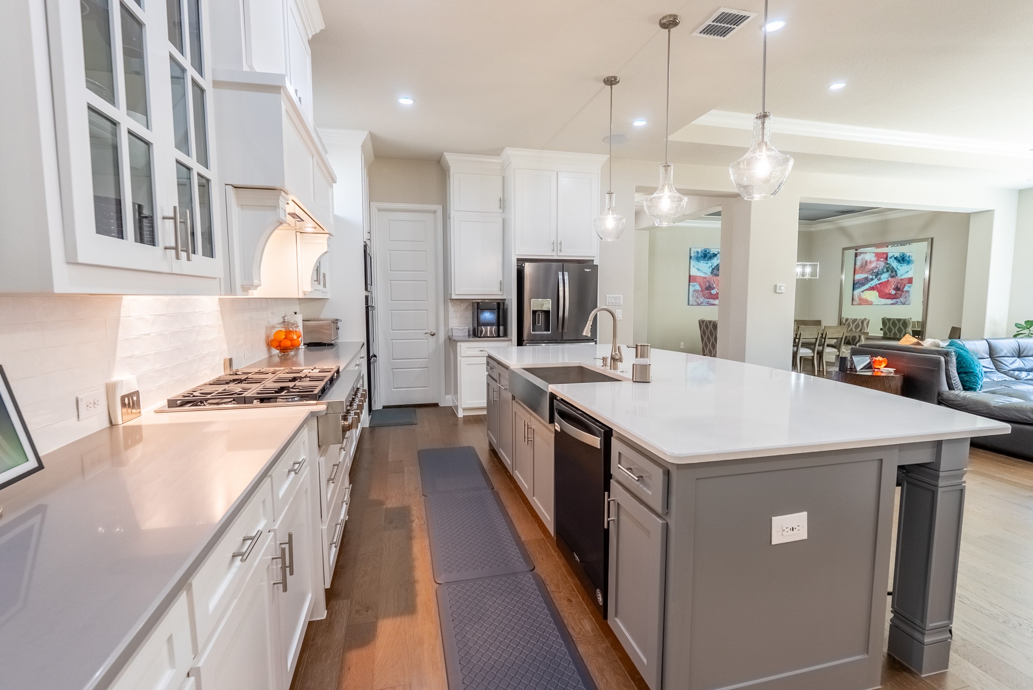 1806 Birds Fort Trail