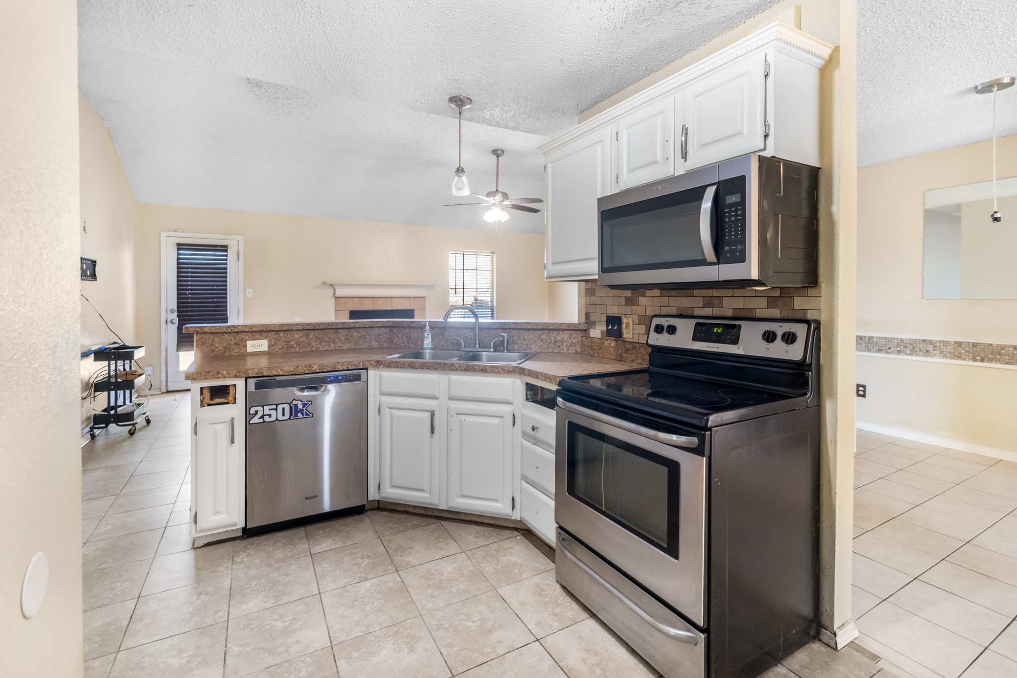5808 Caprock Drive