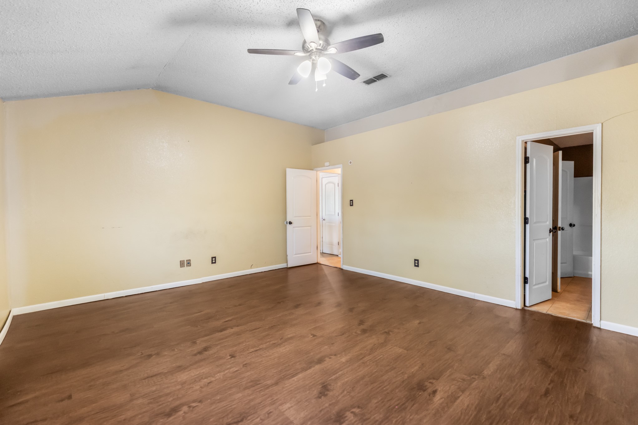 5808 Caprock Drive