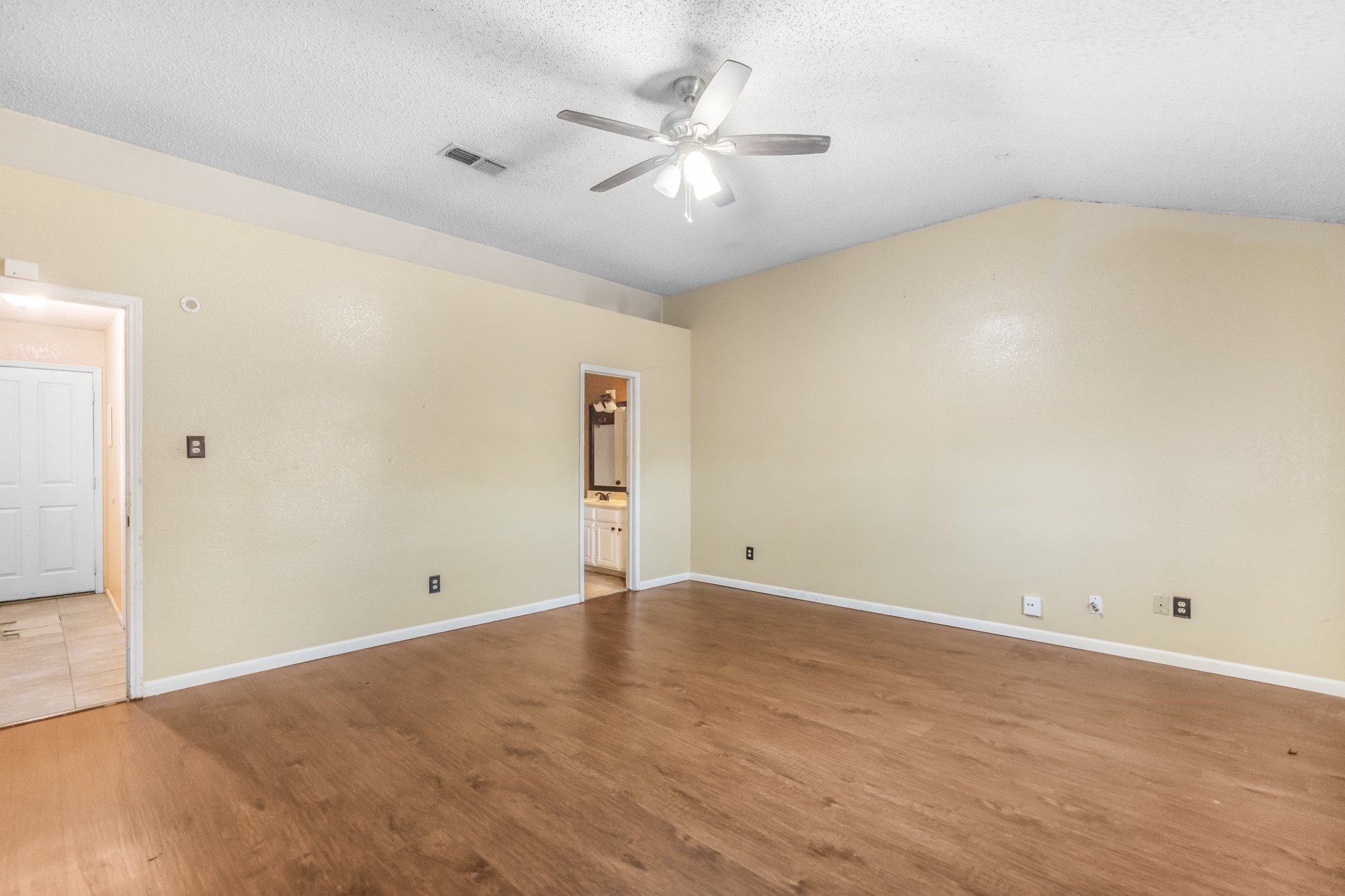 5808 Caprock Drive