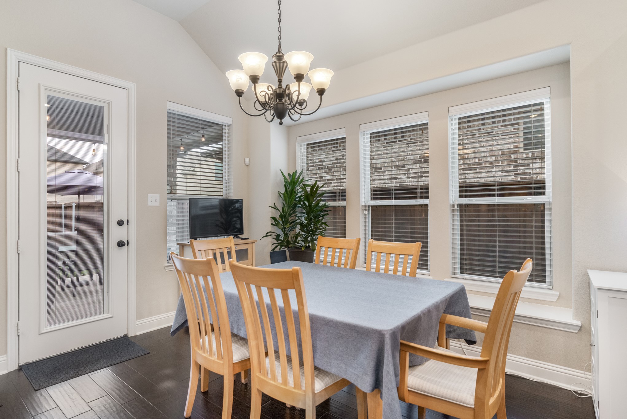 1415 Huntsman Ridge Lane