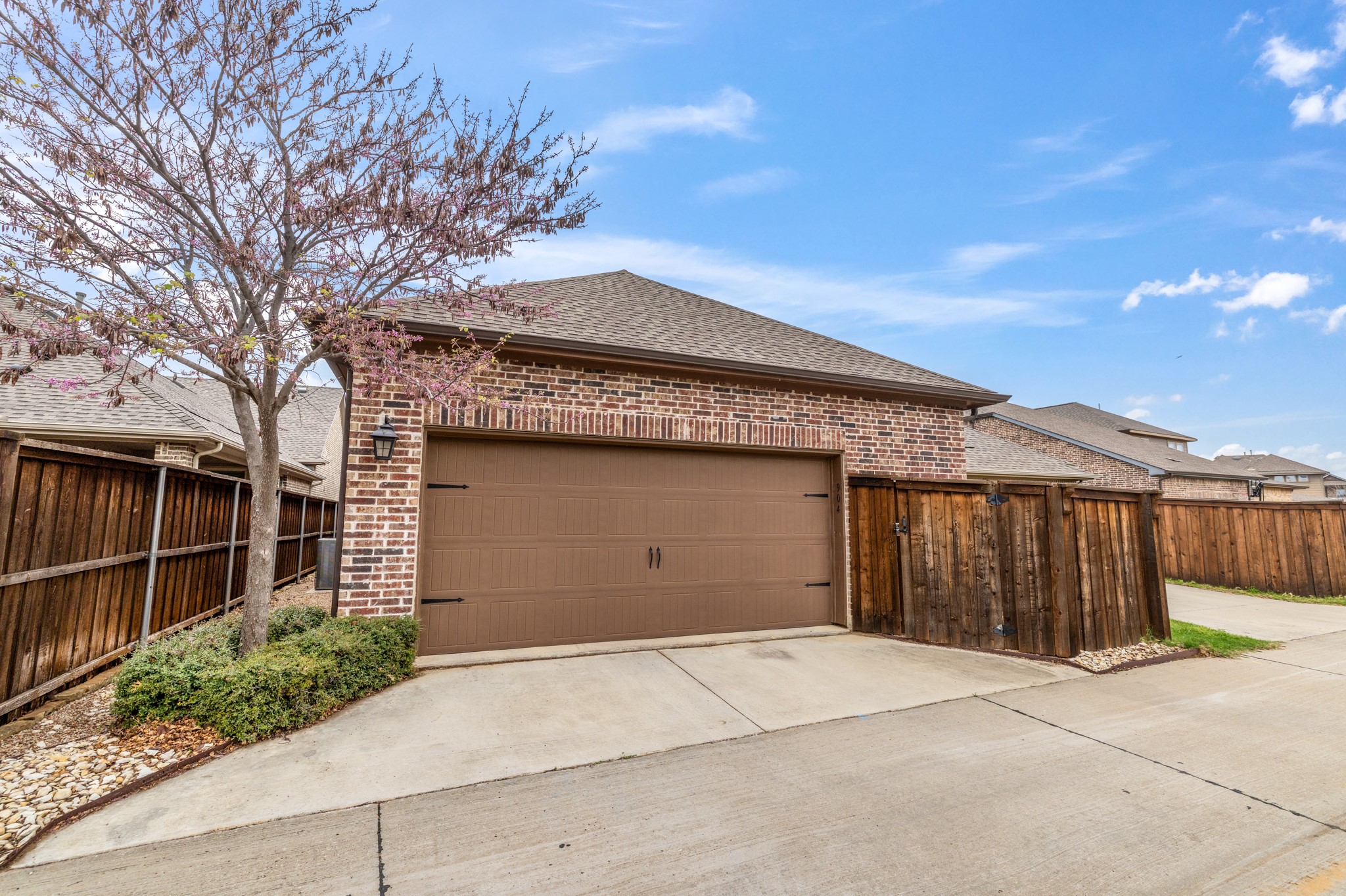 904 Enchanted Wood Drive