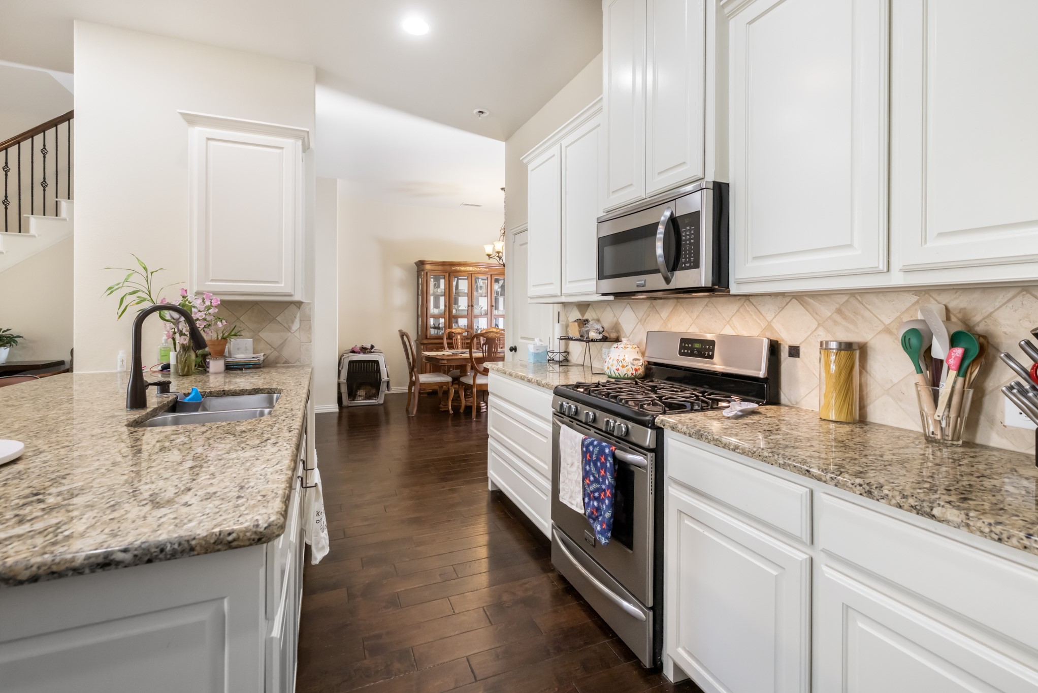 3922 Canton Jade Way