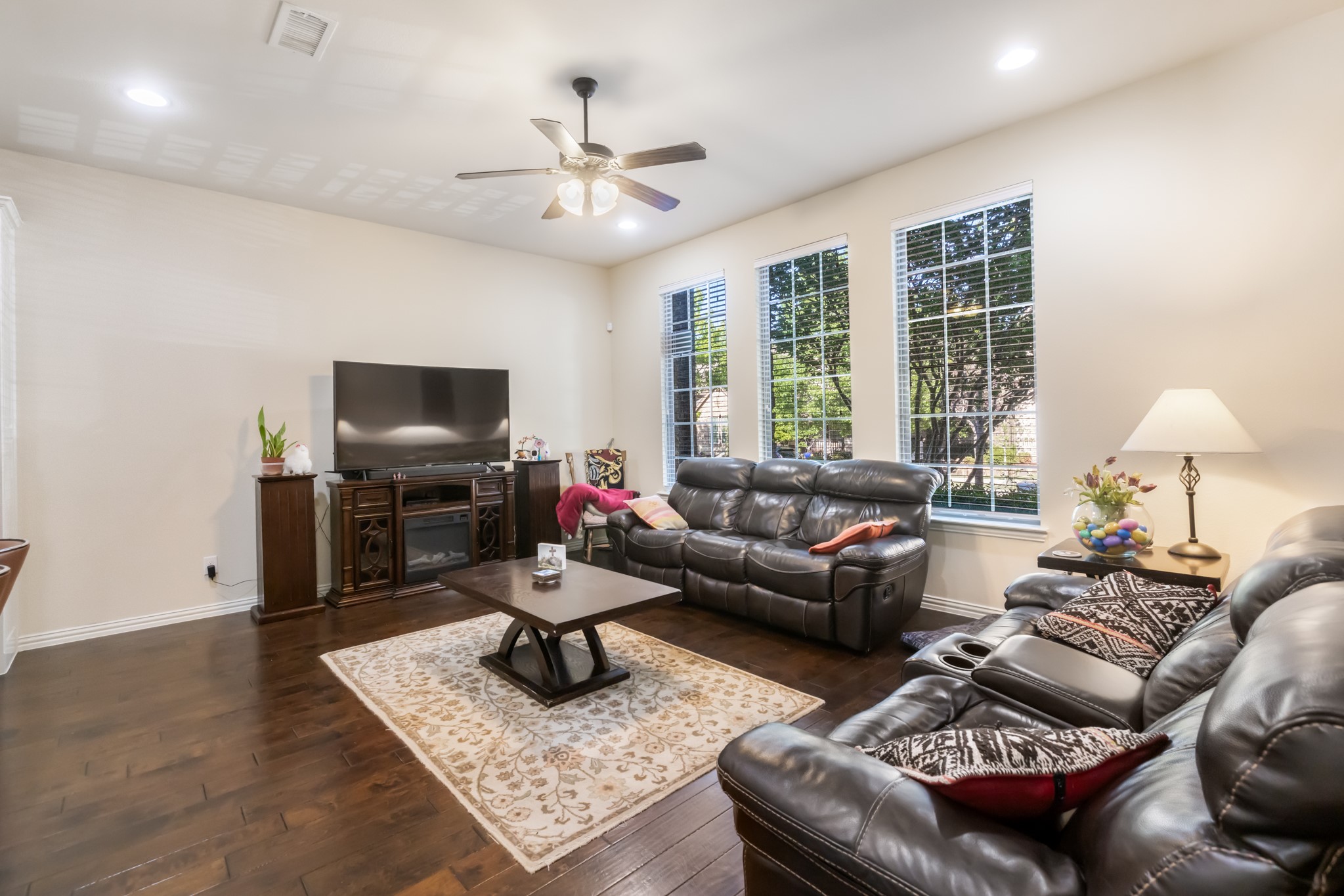 3922 Canton Jade Way