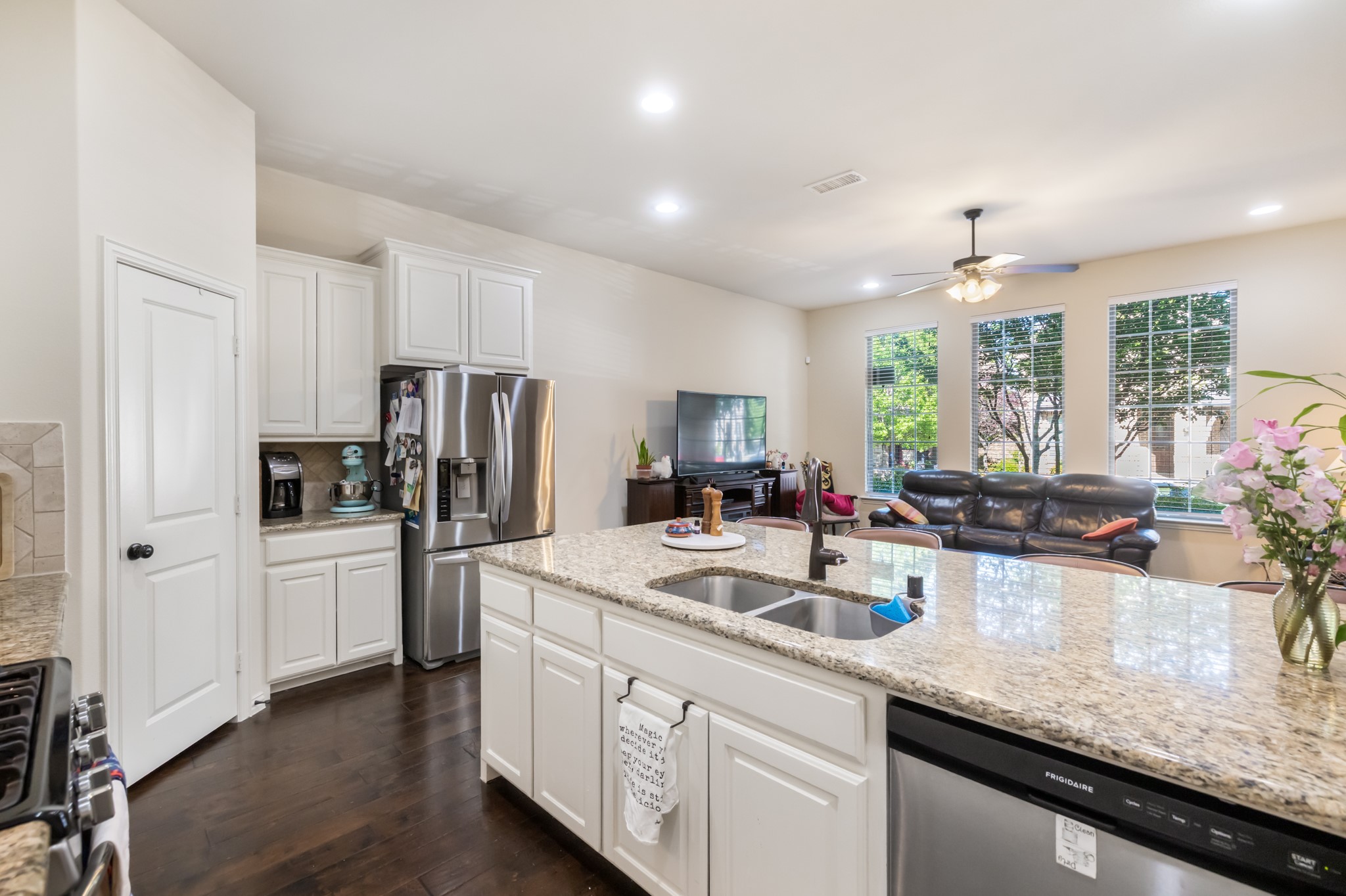 3922 Canton Jade Way