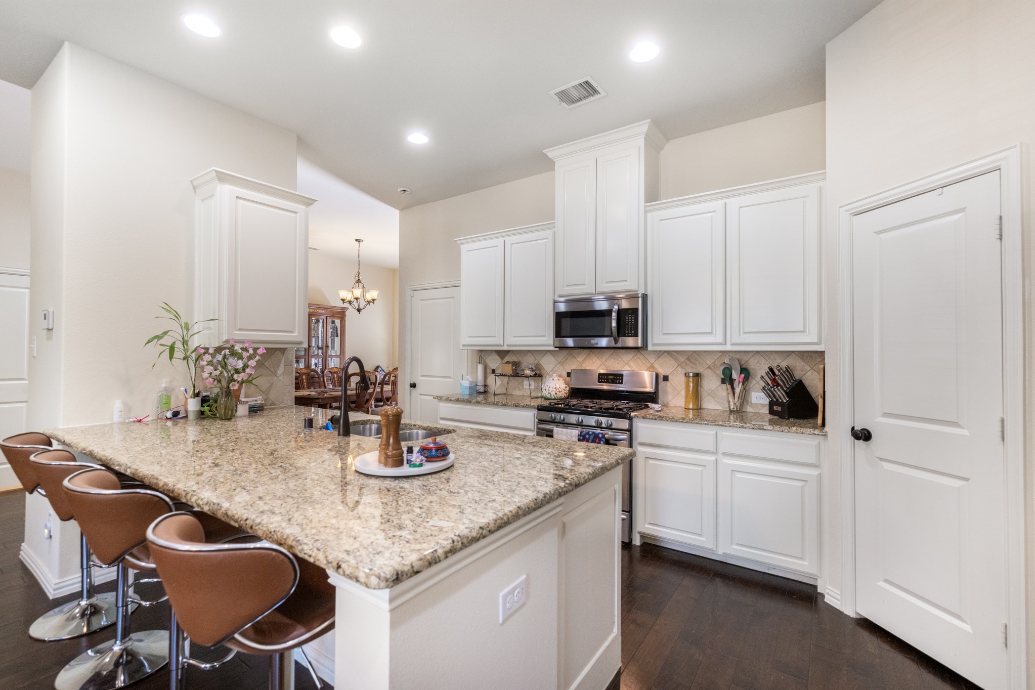 3922 Canton Jade Way