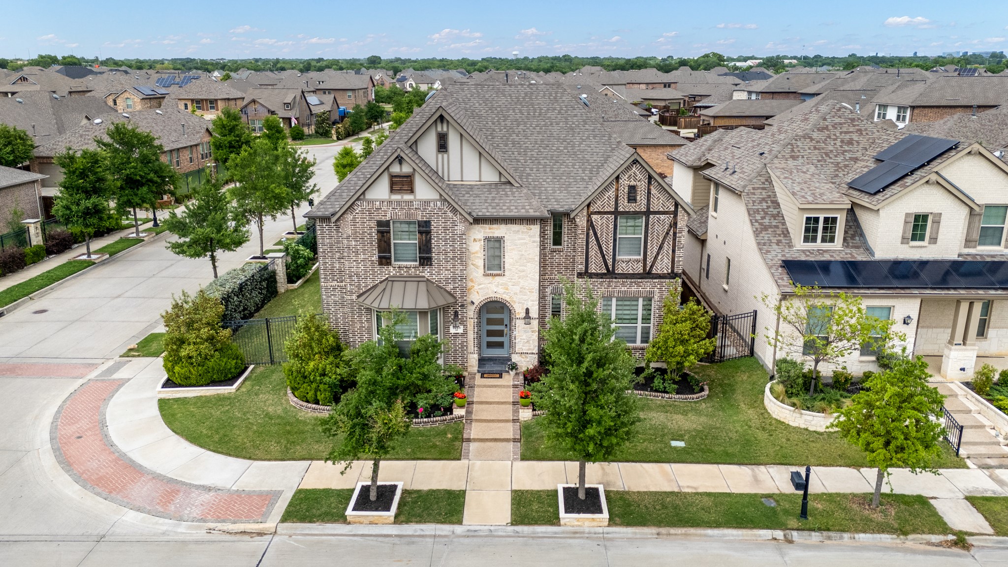 1601 Birds Fort Trail